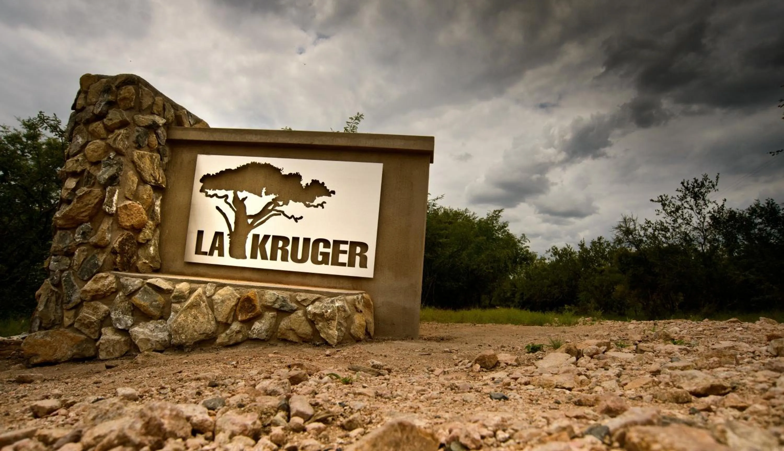 Facade/entrance in La Kruger Lifestyle Lodge - No Loadshedding