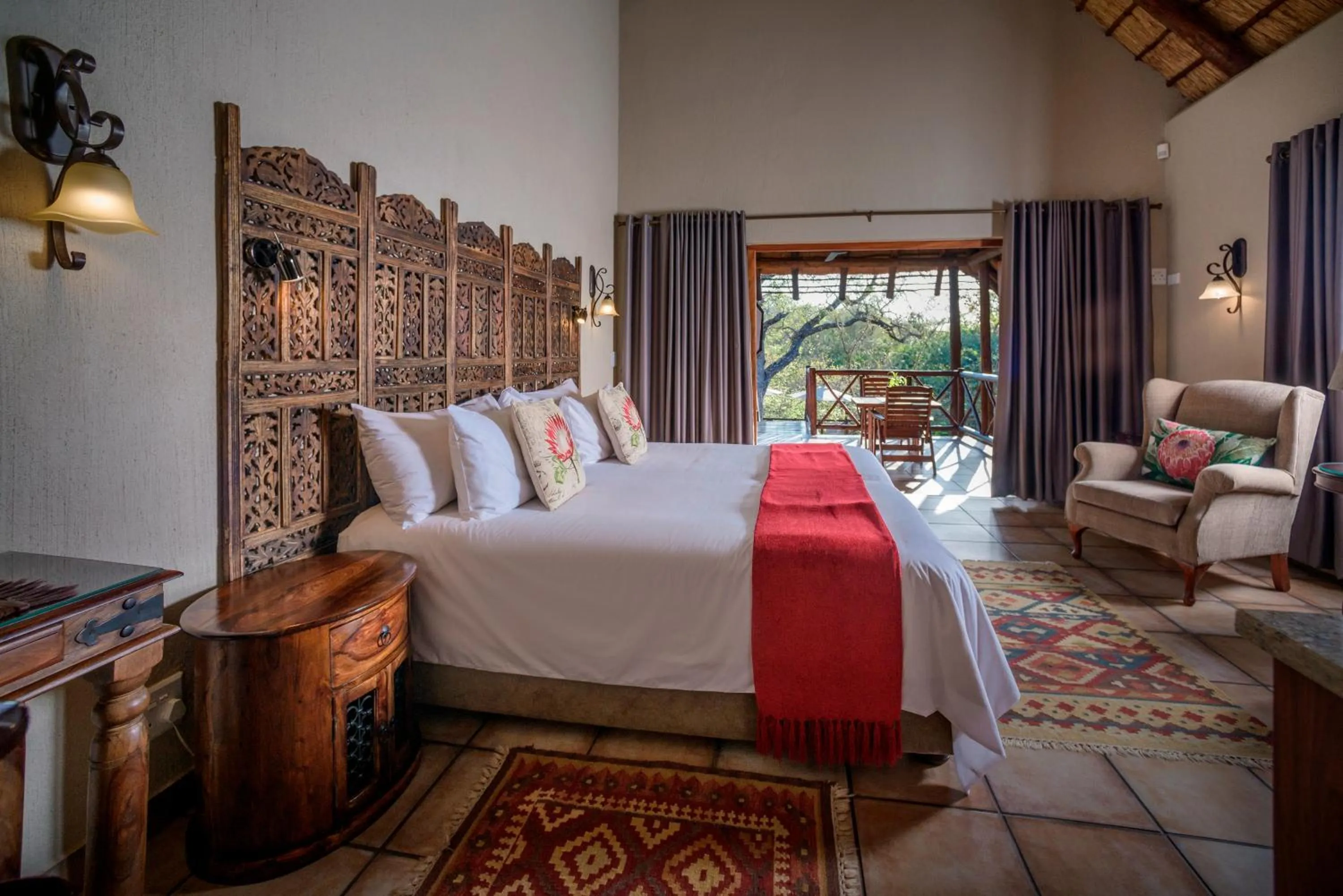 Bed in La Kruger Lifestyle Lodge - No Loadshedding