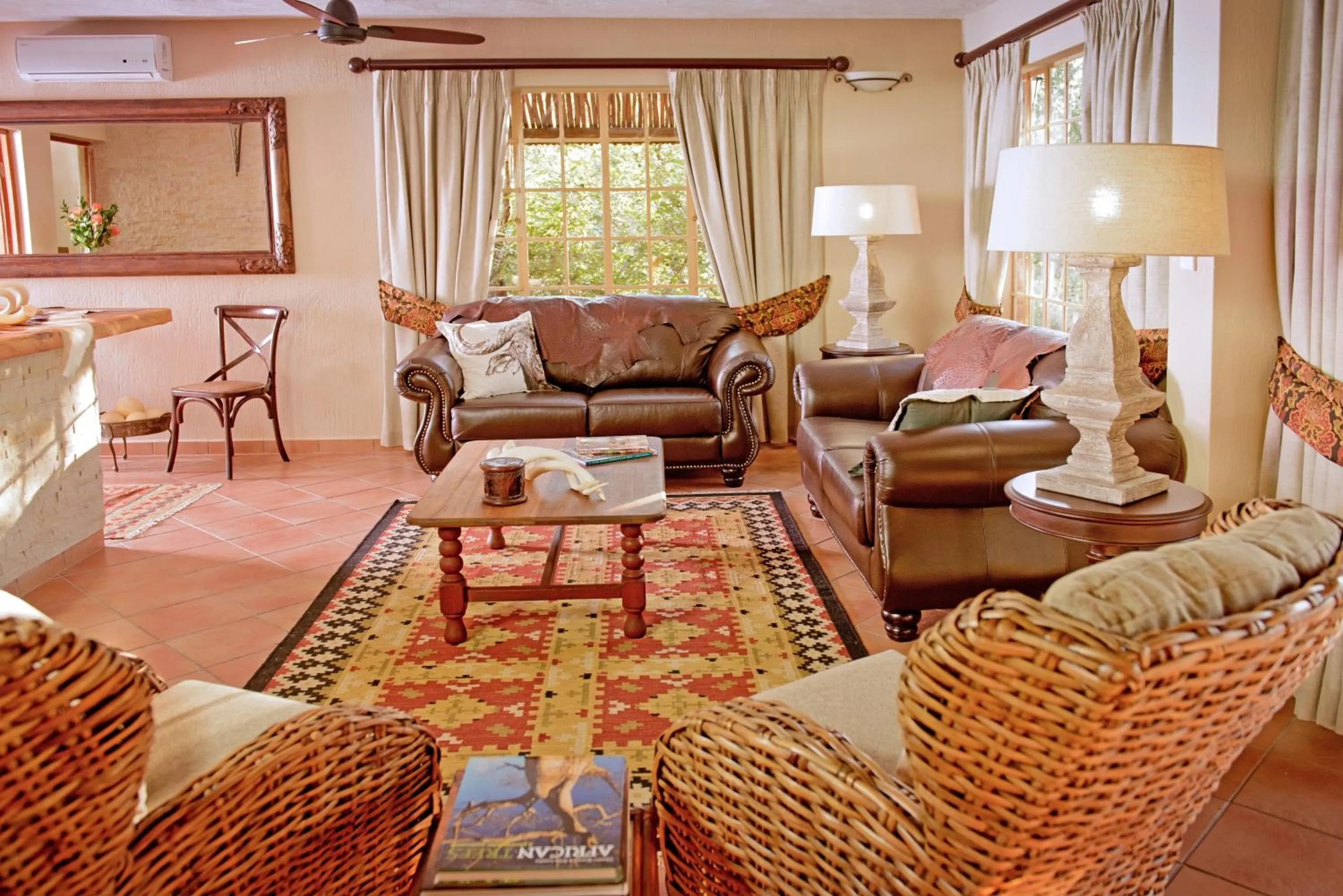 Lobby or reception in La Kruger Lifestyle Lodge - No Loadshedding