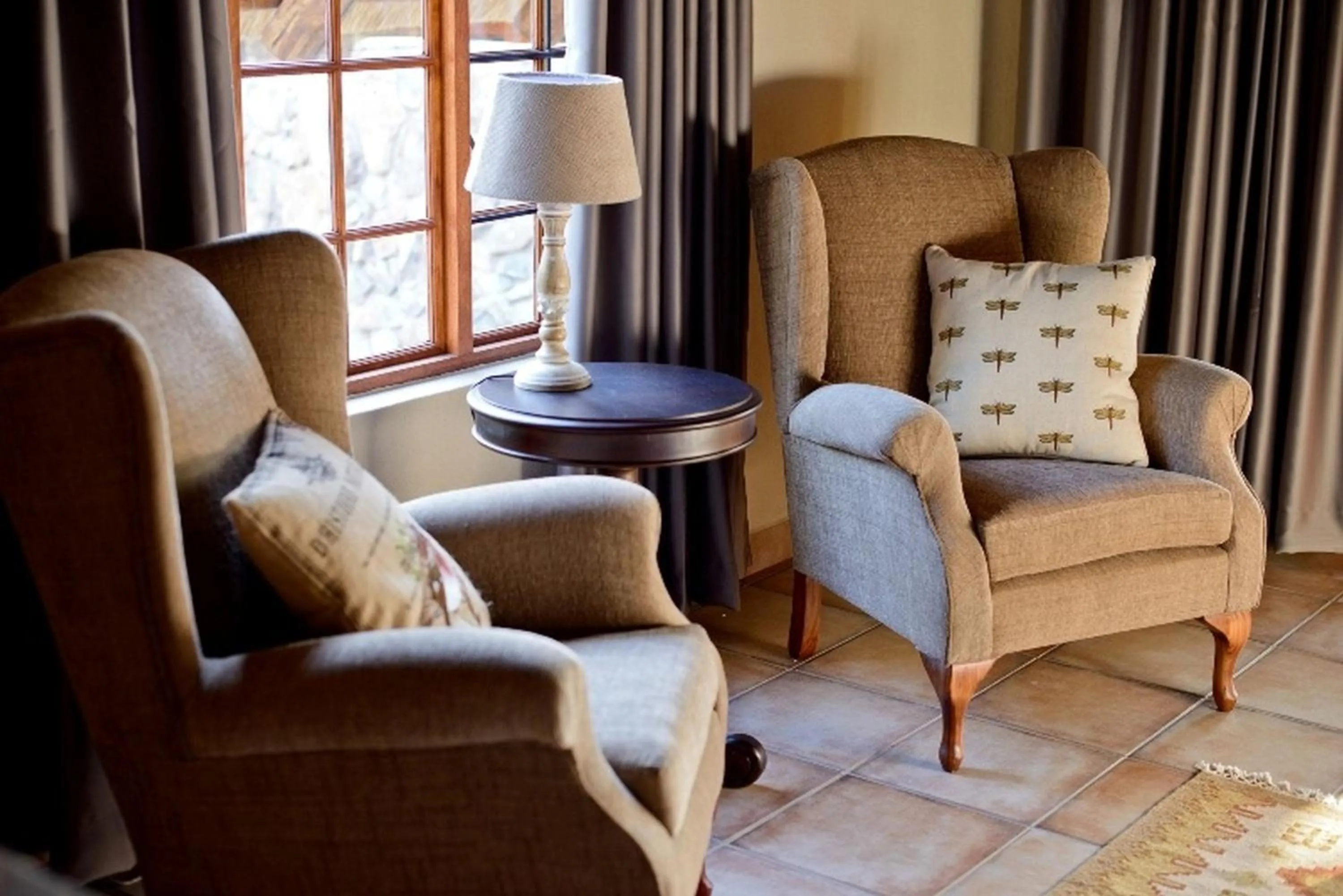 Seating area in La Kruger Lifestyle Lodge - No Loadshedding