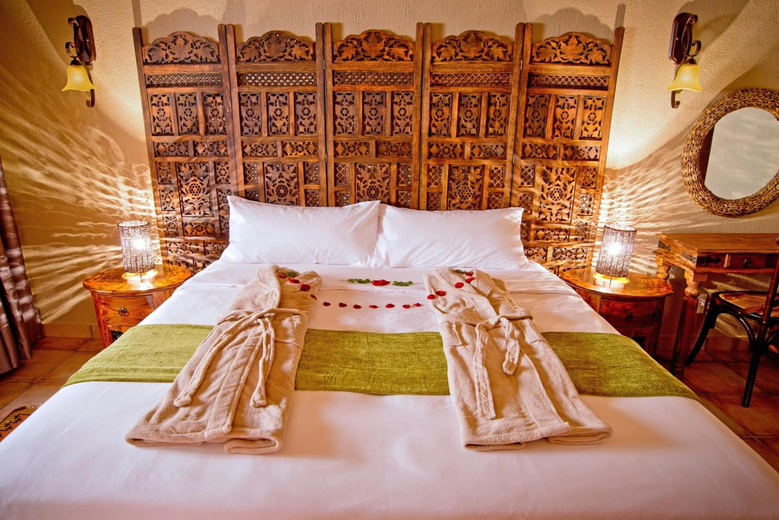 Bed in La Kruger Lifestyle Lodge - No Loadshedding