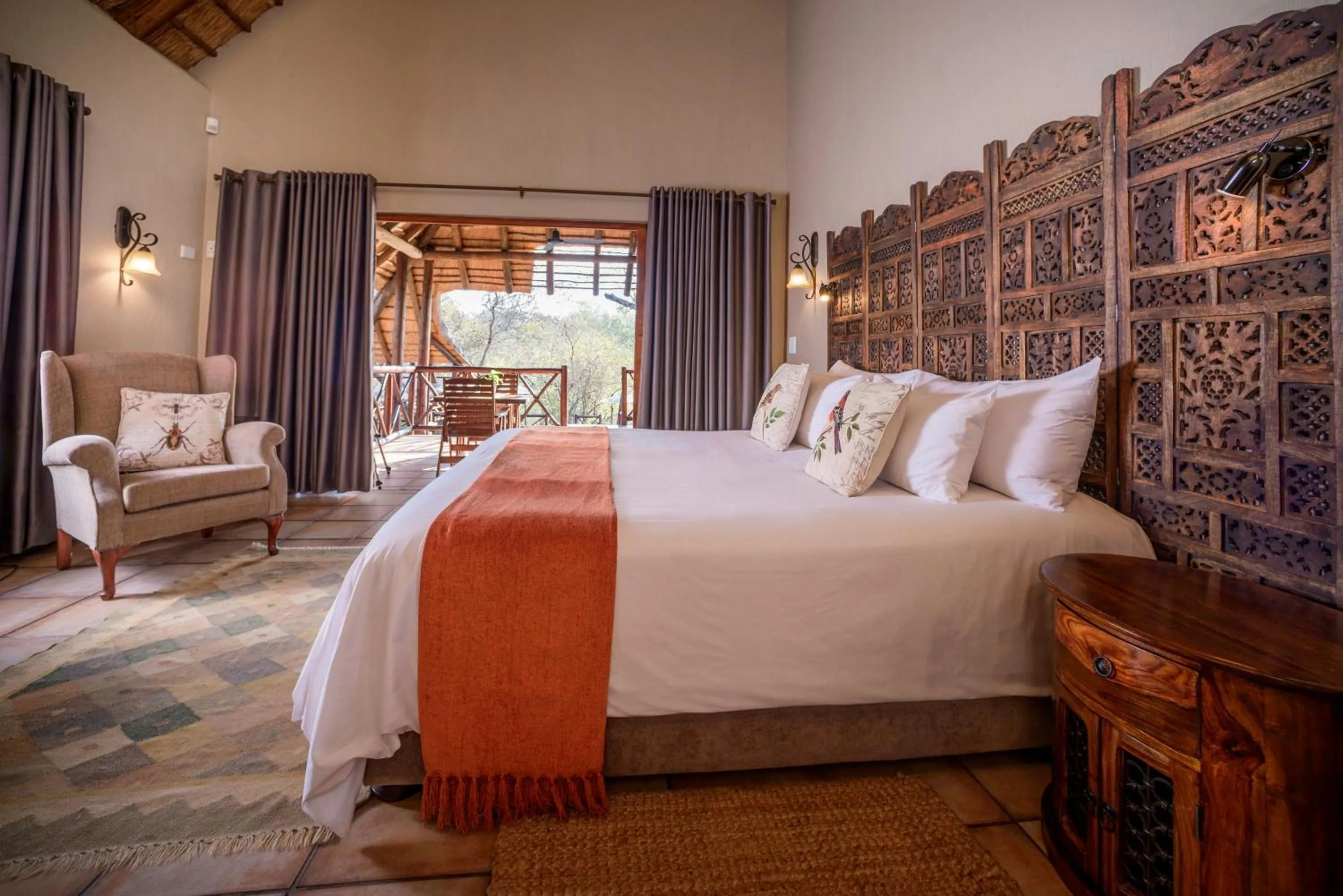 Bed in La Kruger Lifestyle Lodge - No Loadshedding