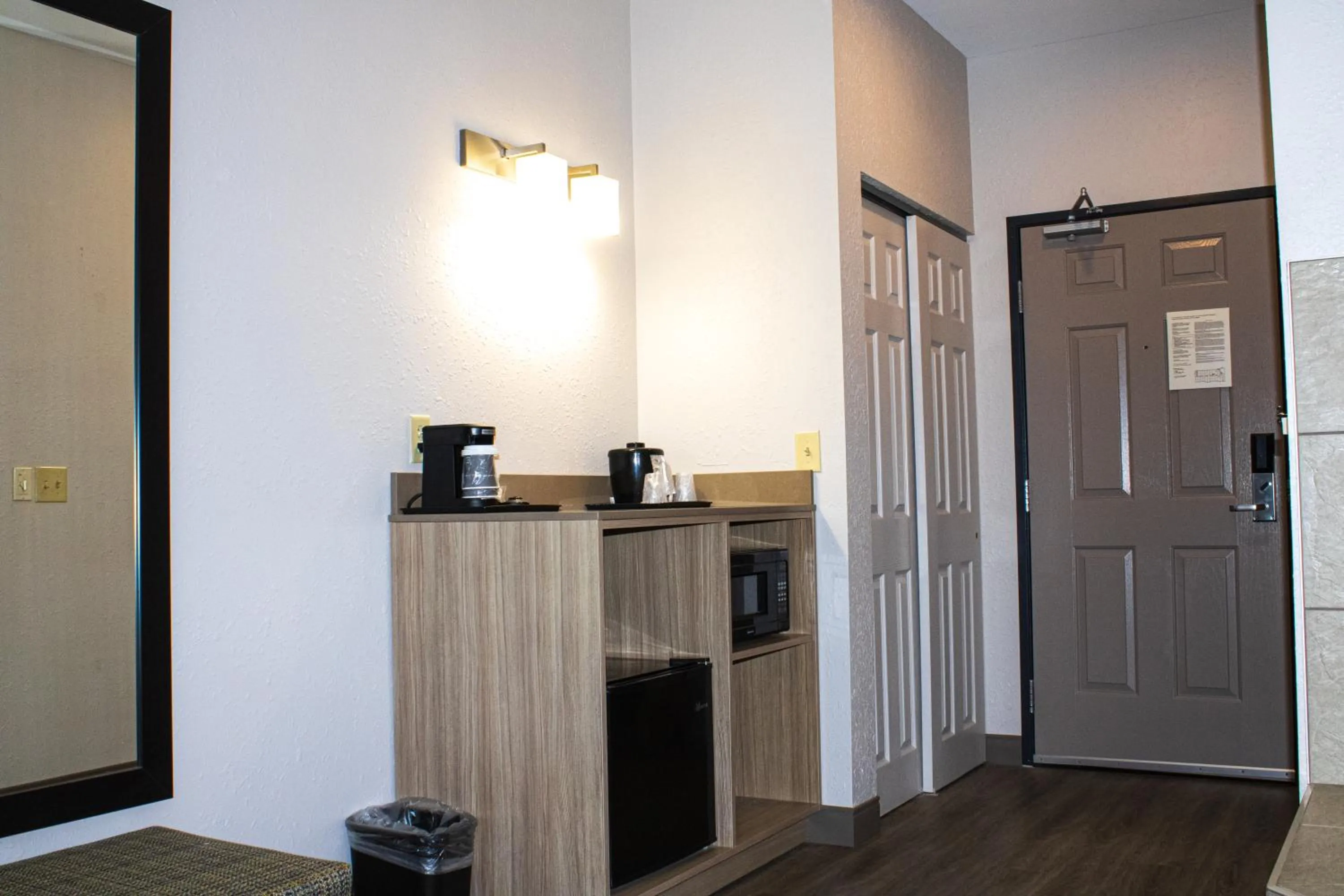 Country Inn & Suites by Radisson, Carlisle, PA