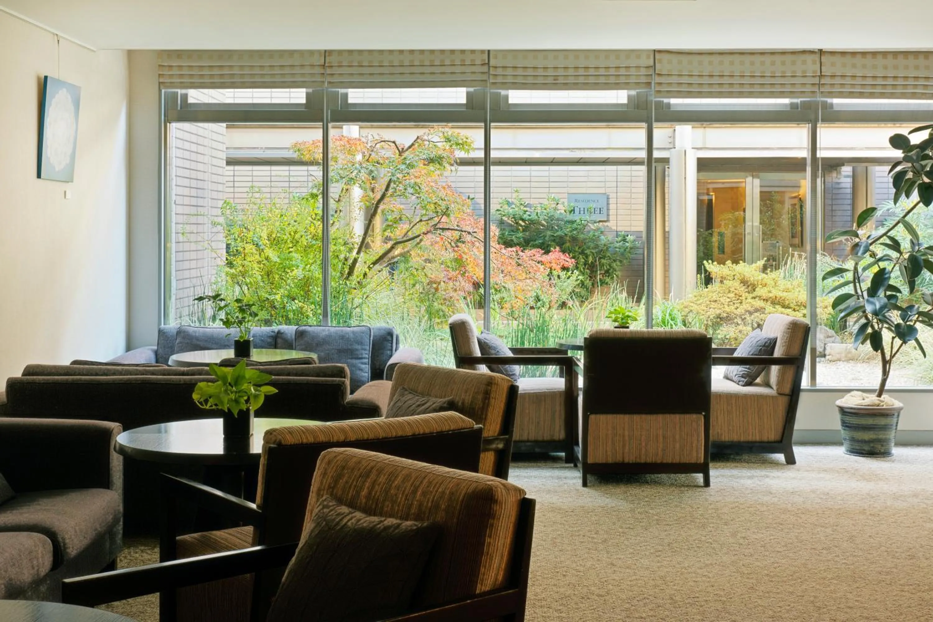 Communal lounge/ TV room in Oakwood Residence Aoyama Tokyo