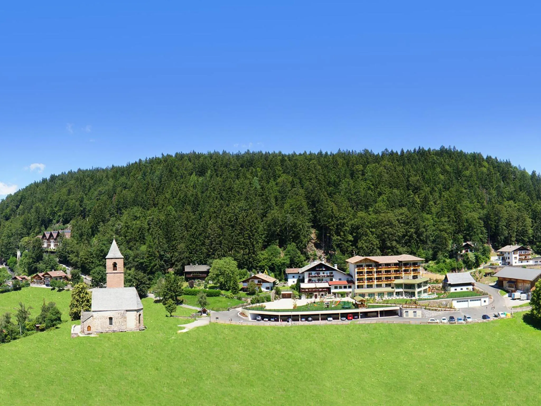 Property building in Hotel Sulfner