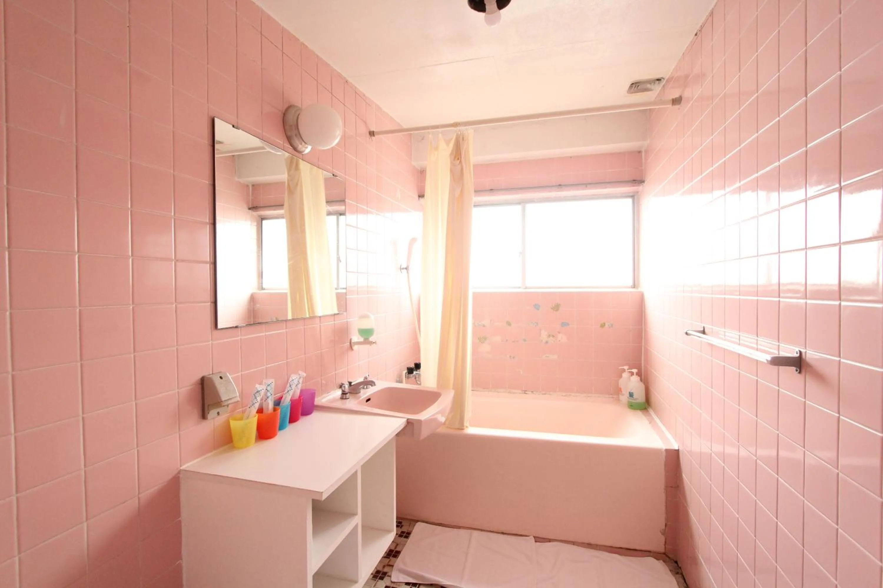 Bathroom in Sea View Court Kobe