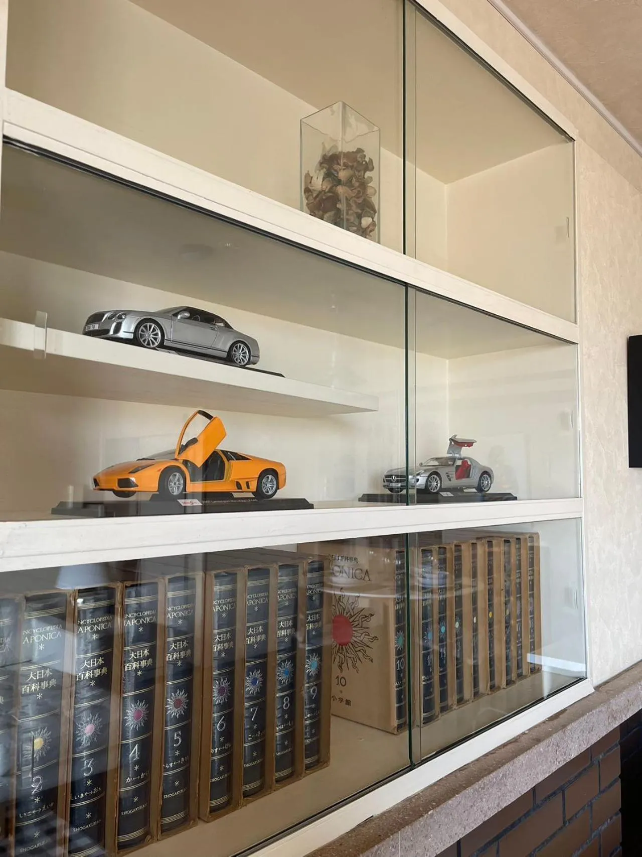 Decorative detail in Sea View Court Kobe