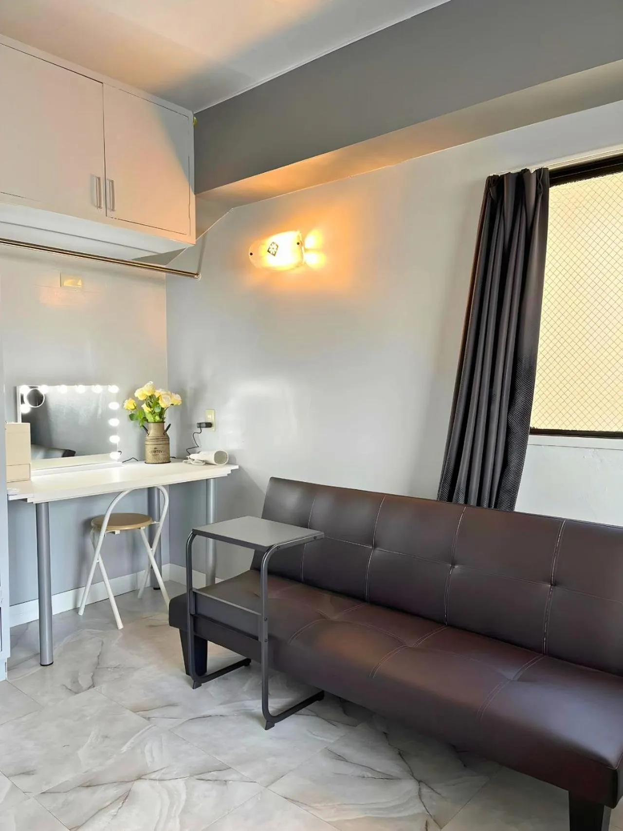 Seating area in Sea View Court Kobe