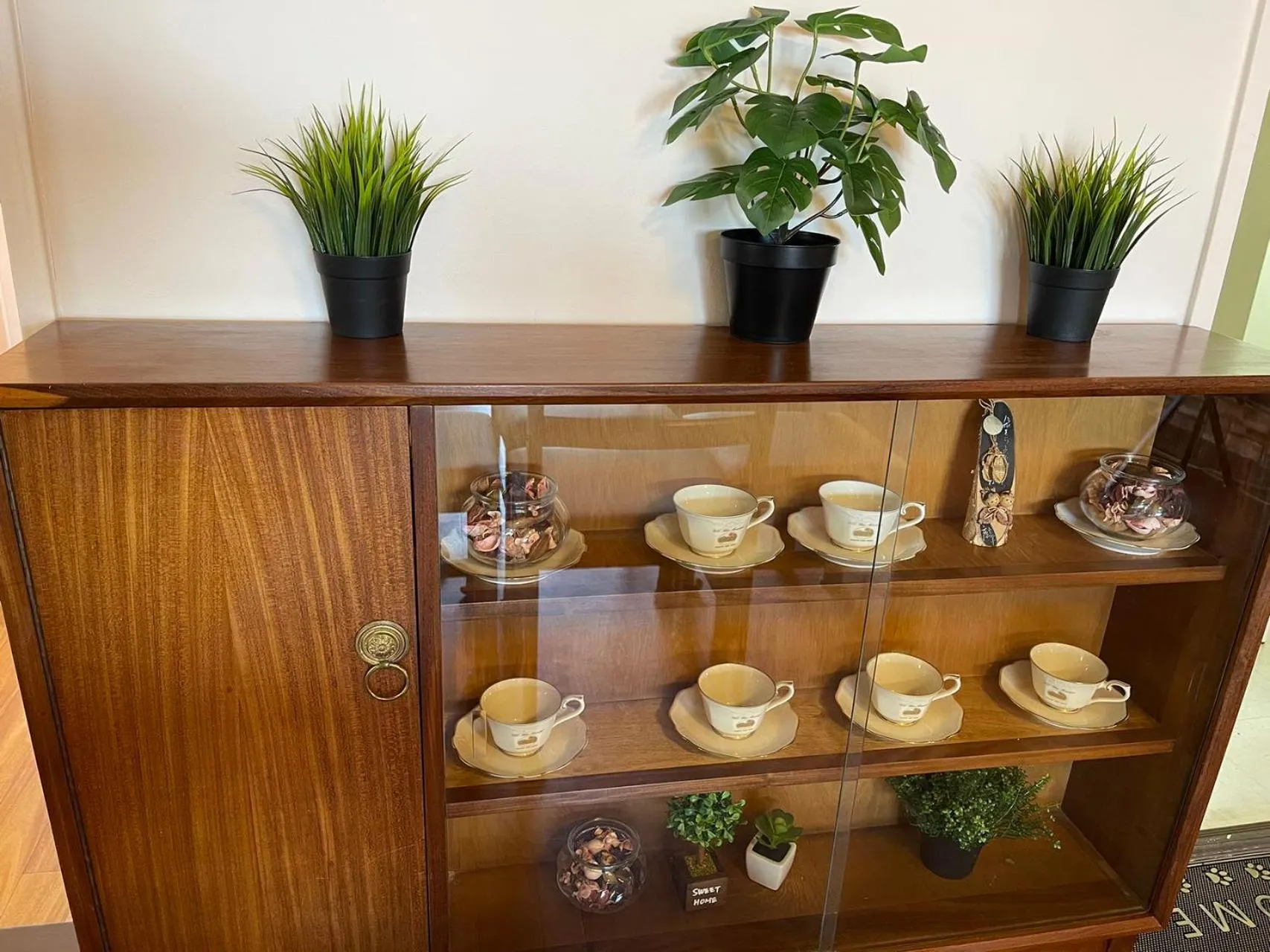 Decorative detail in Sea View Court Kobe