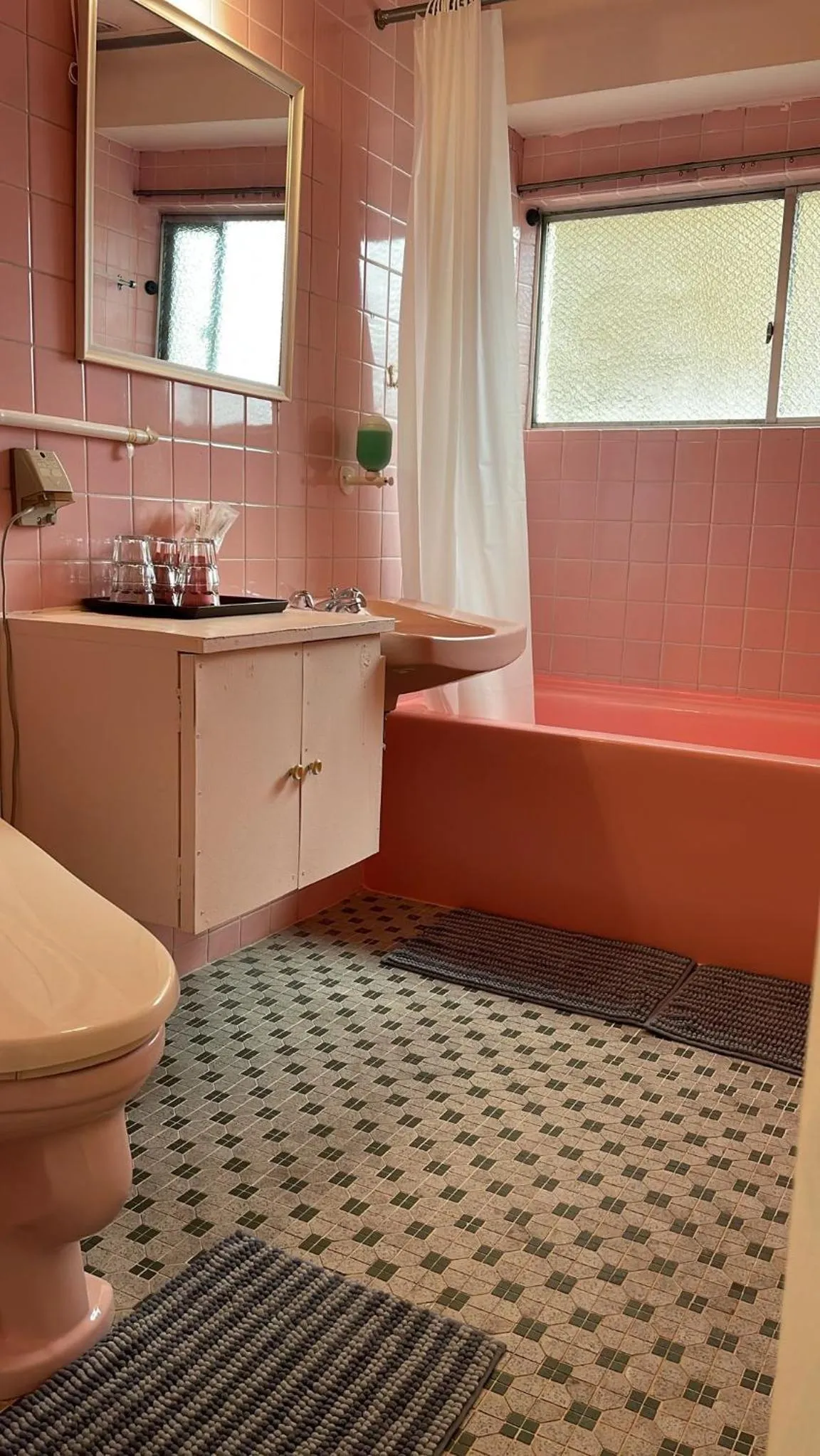 Bathroom in Sea View Court Kobe