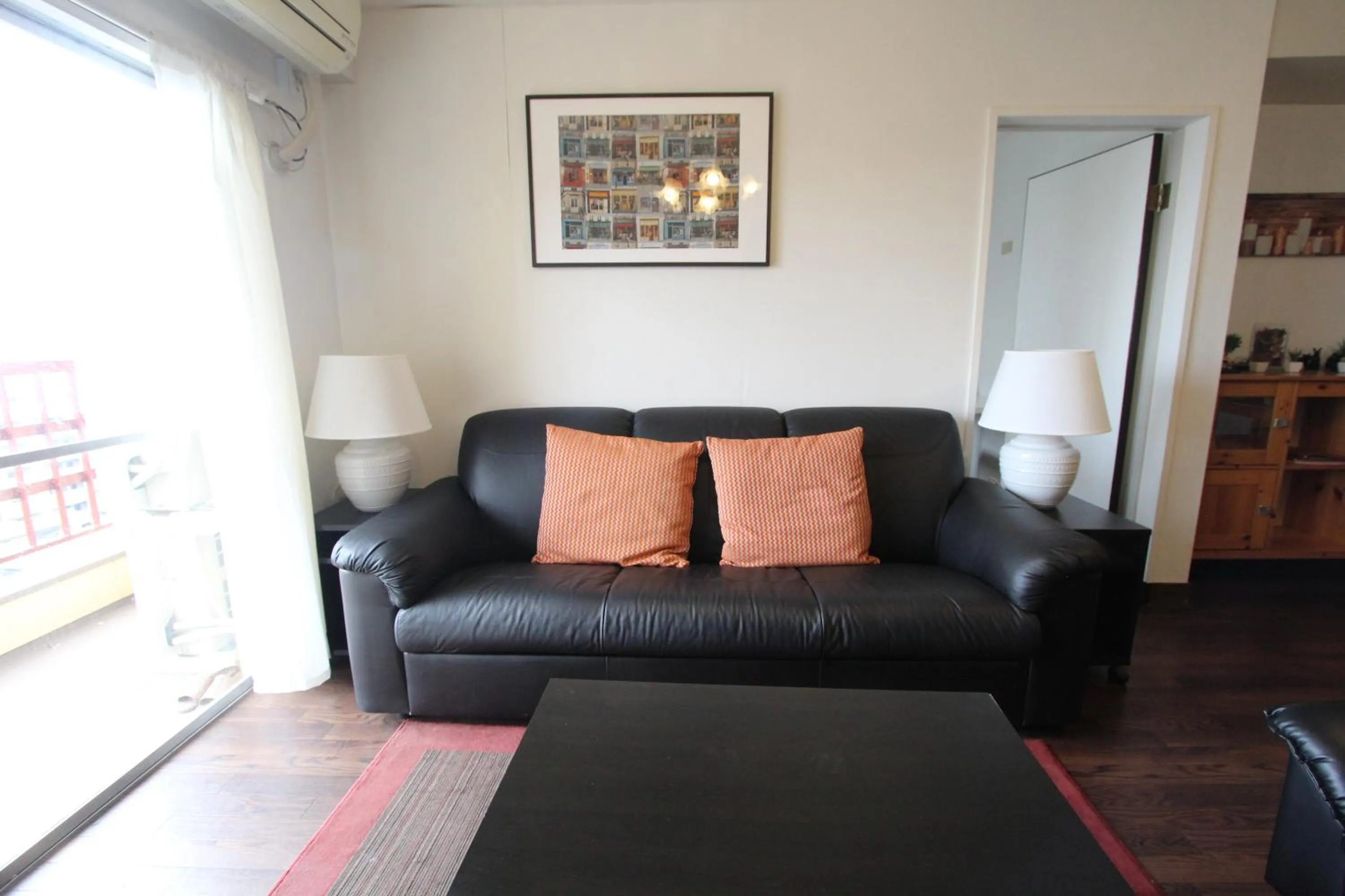 Communal lounge/ TV room in Sea View Court Kobe