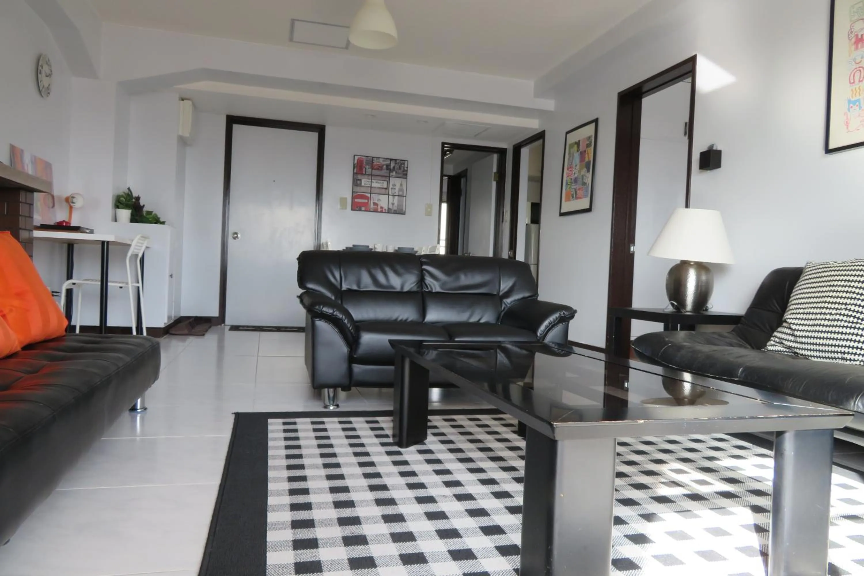 Living room in Sea View Court Kobe