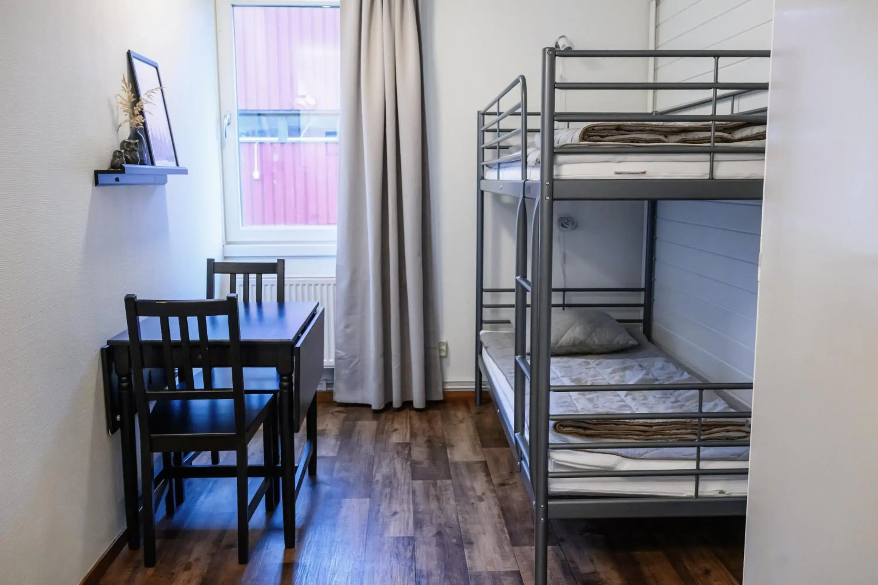 Economy Twin Room with Shared Bathroom in Hemavans Fjällcenter Economy Twin Room with Shared Bathroom in Hemavans Fjällcenter