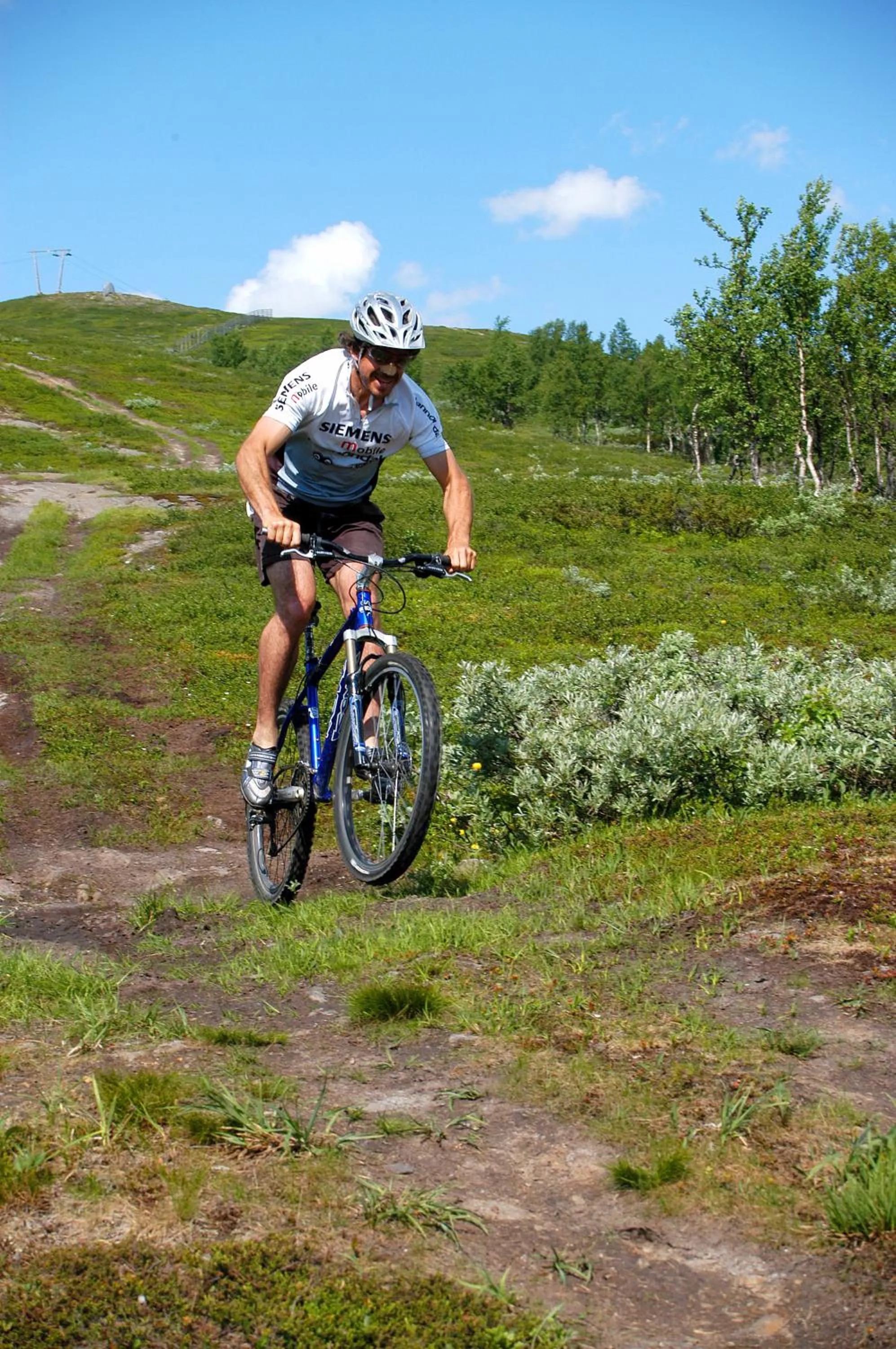 Cycling in STF Hemavans Fjällcenter