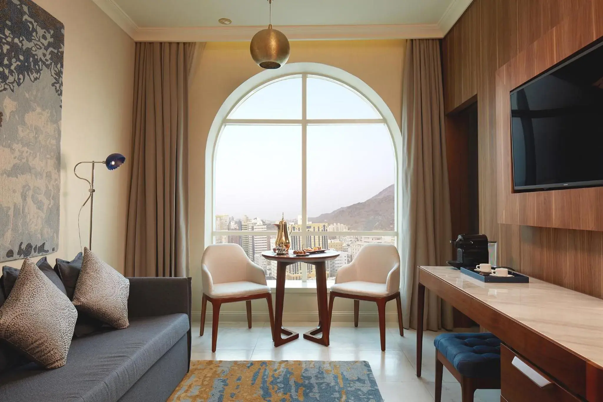 Junior King Suite with City View in Shaza Makkah Junior King Suite with City View in Shaza Makkah