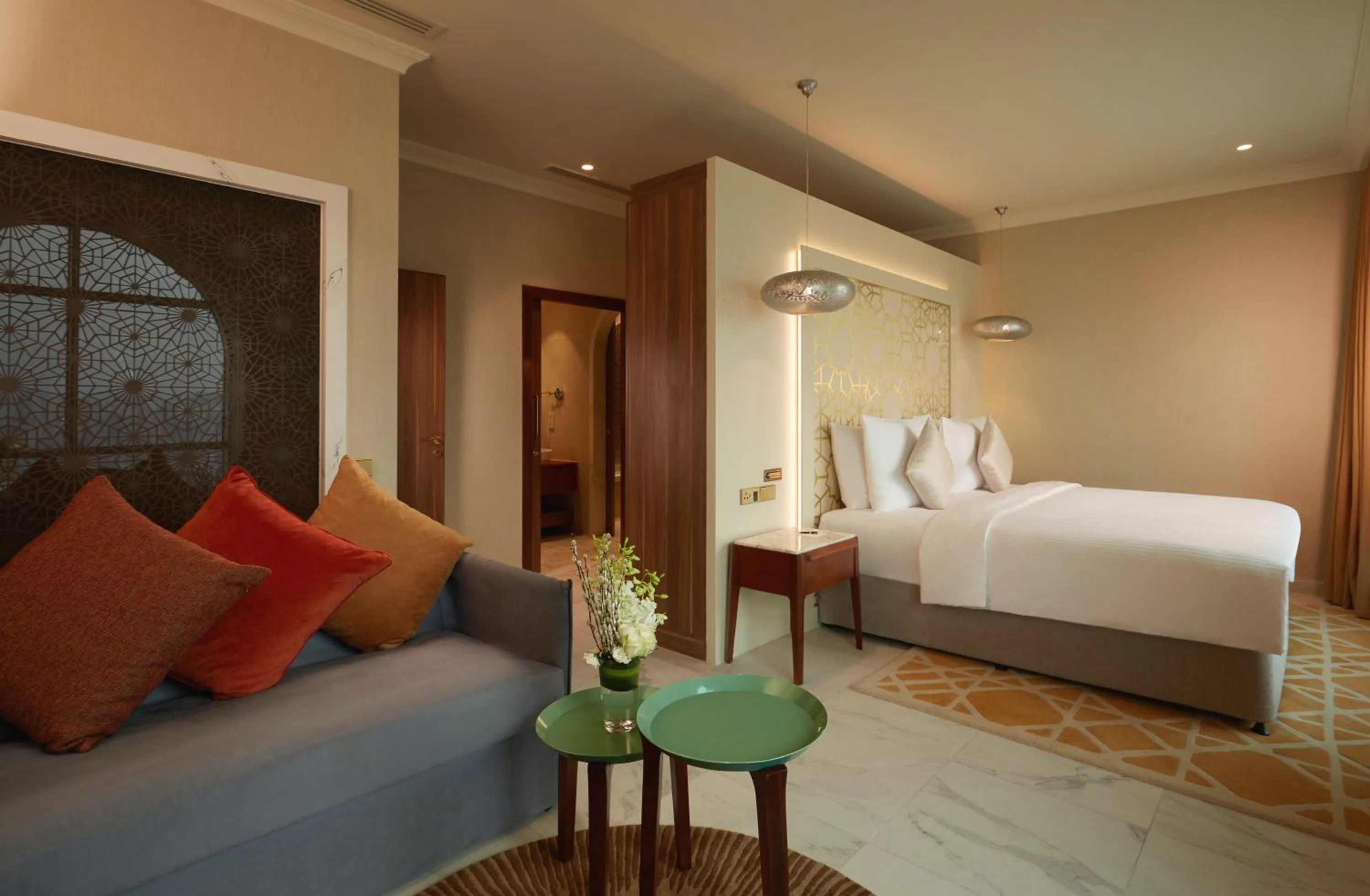 Photo of the whole room, Bed in Shaza Makkah