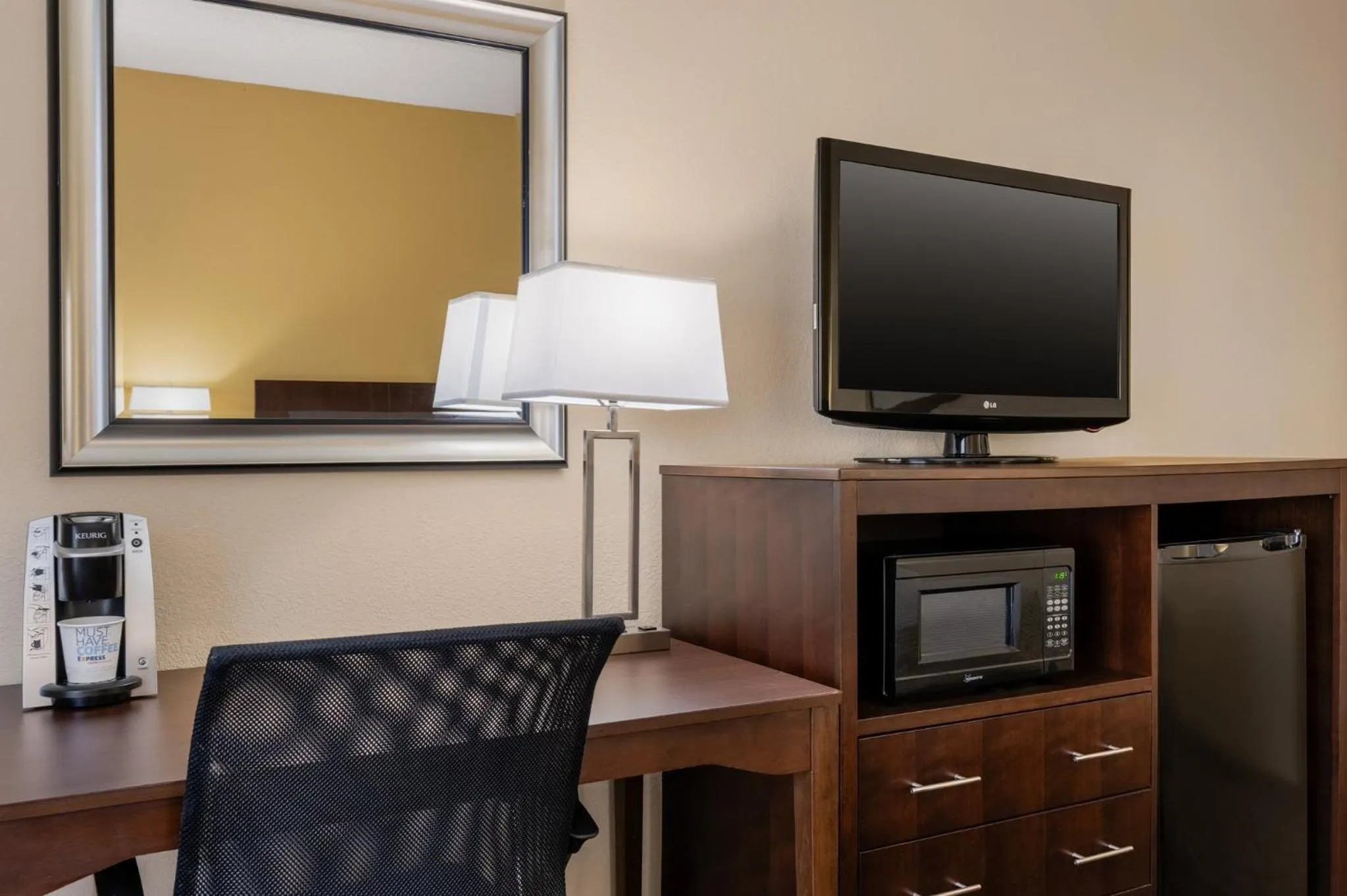 Photo of the whole room in Holiday Inn Express Tallahassee by IHG