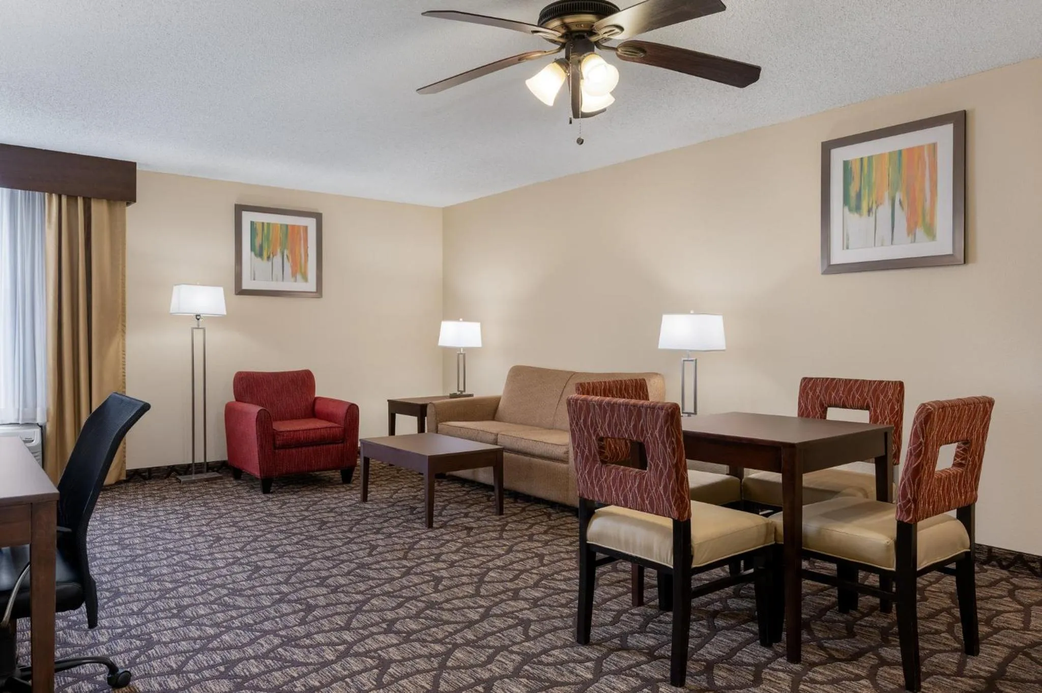 Photo of the whole room in Holiday Inn Express Tallahassee by IHG