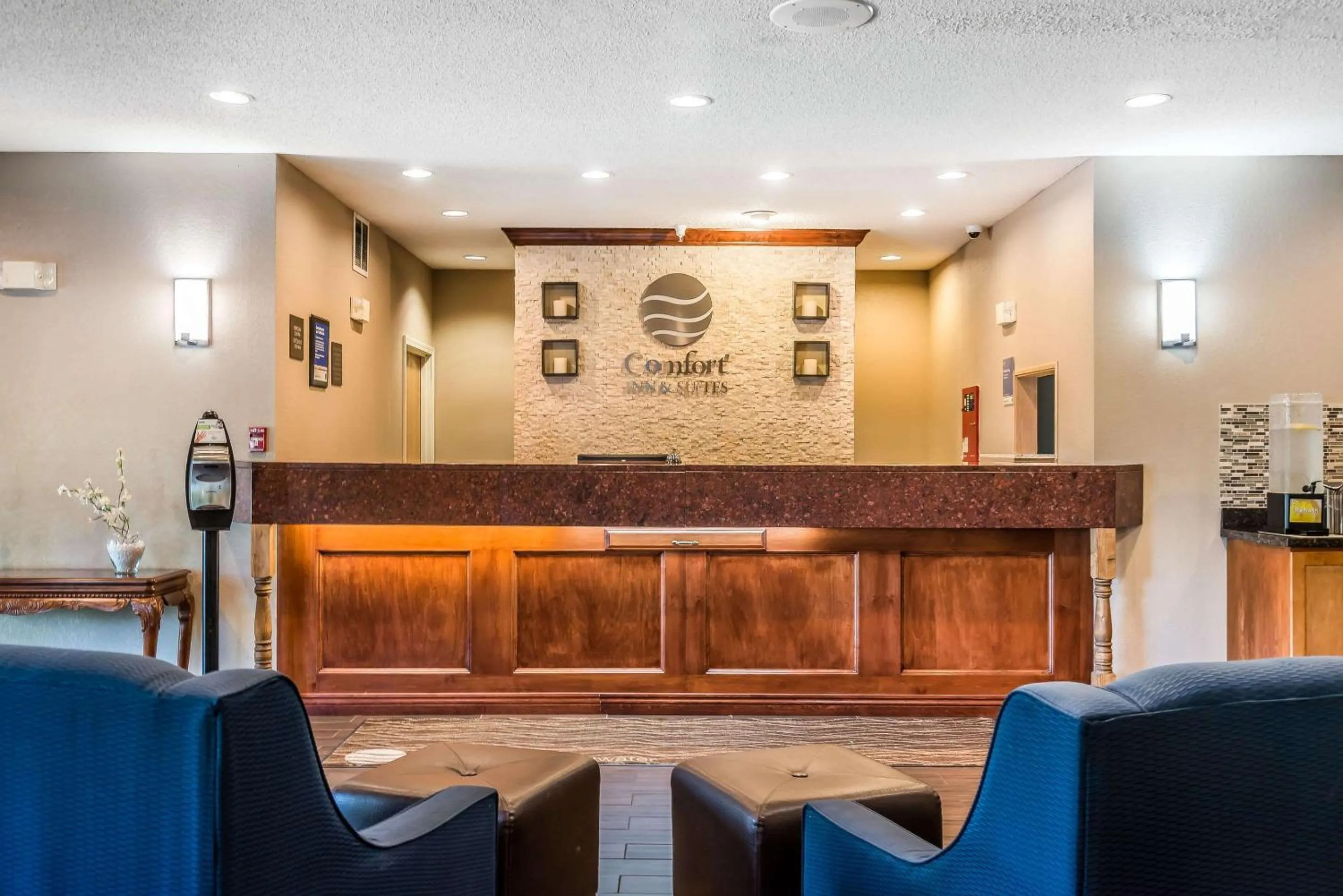 Lobby or reception in Country Inn & Suites by Radisson, Stillwater, MN