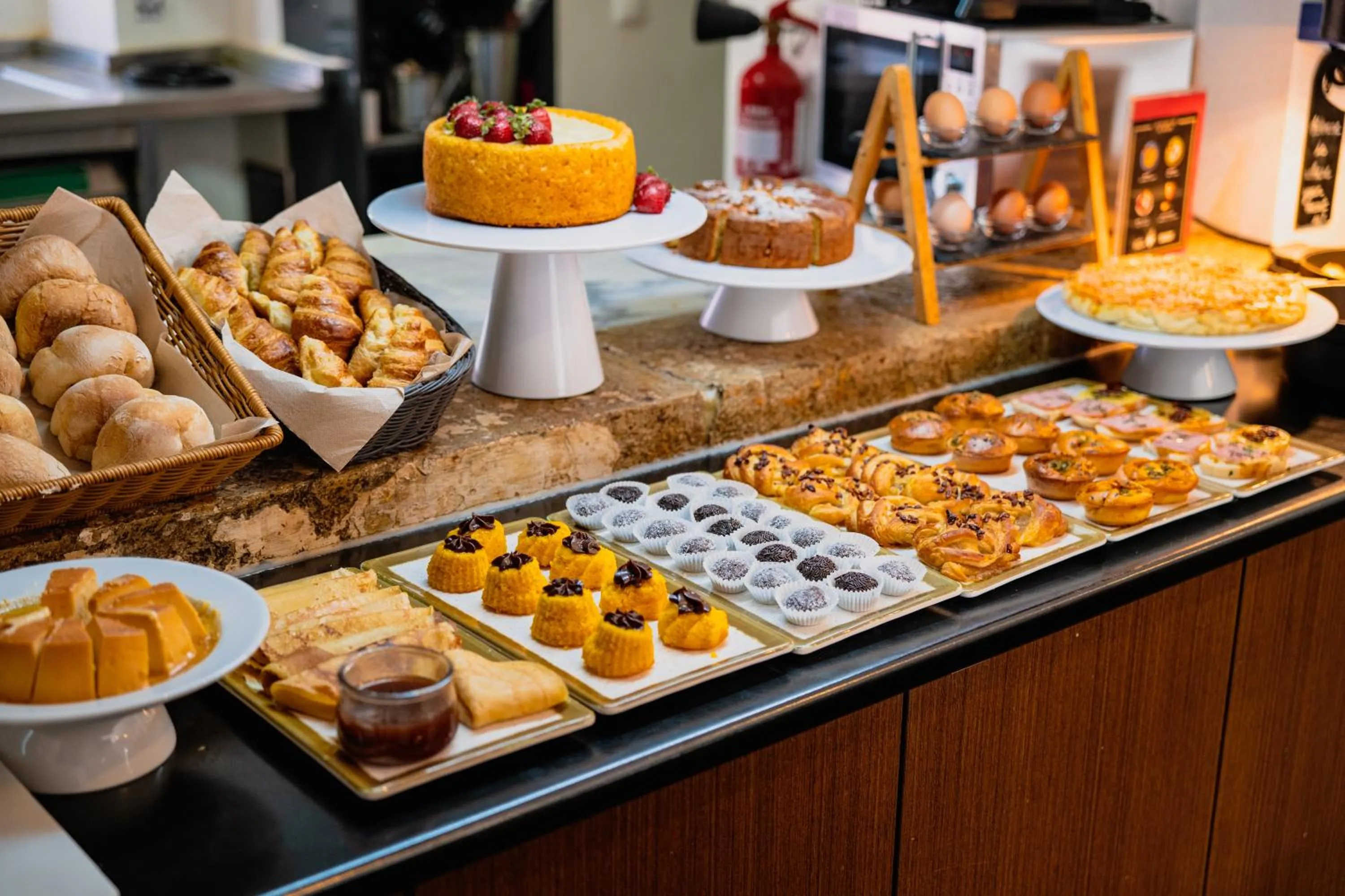 Continental breakfast in Casa do Patio by Shiadu