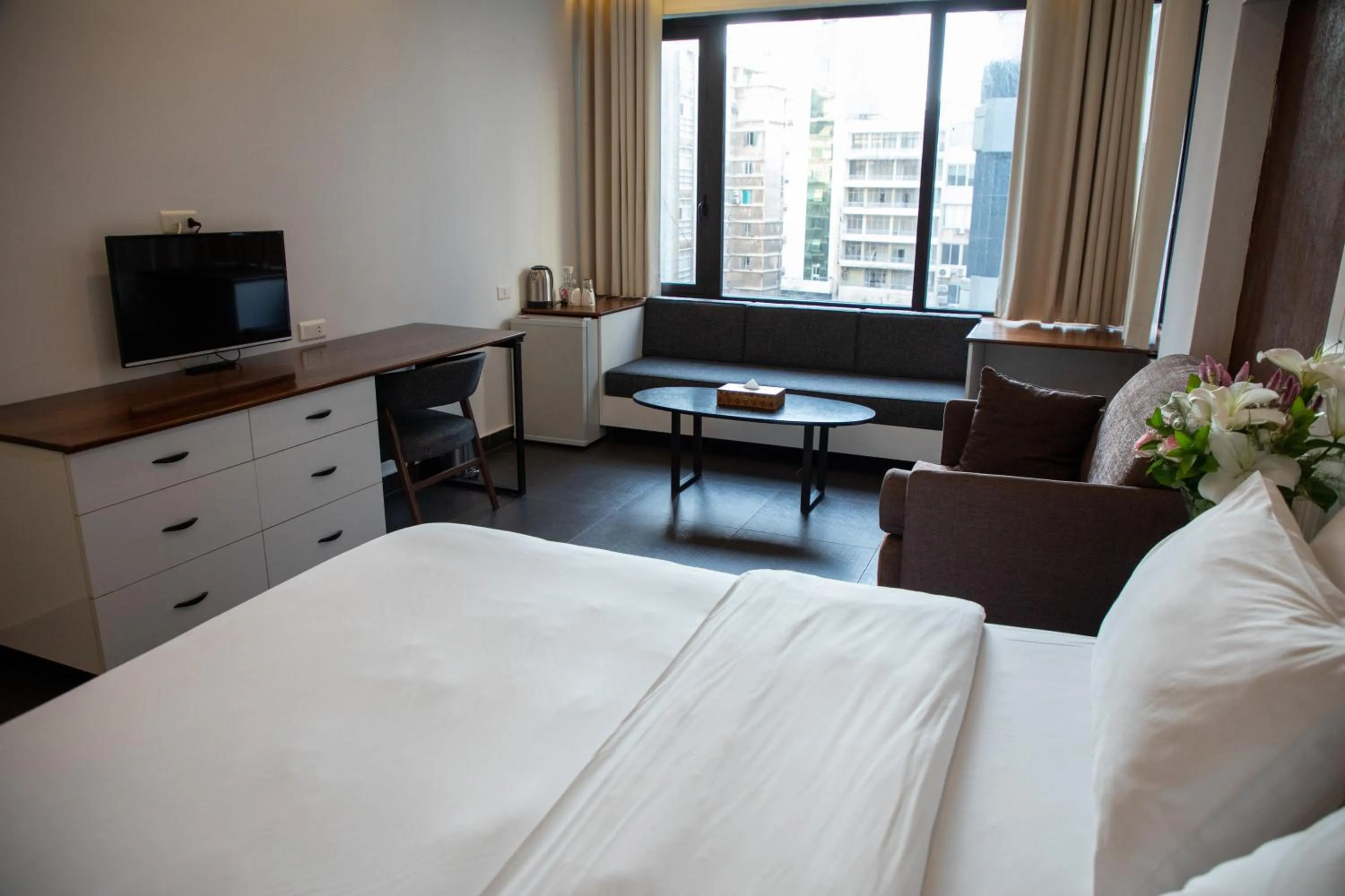 Bedroom, Bed in Hamra Urban Gardens