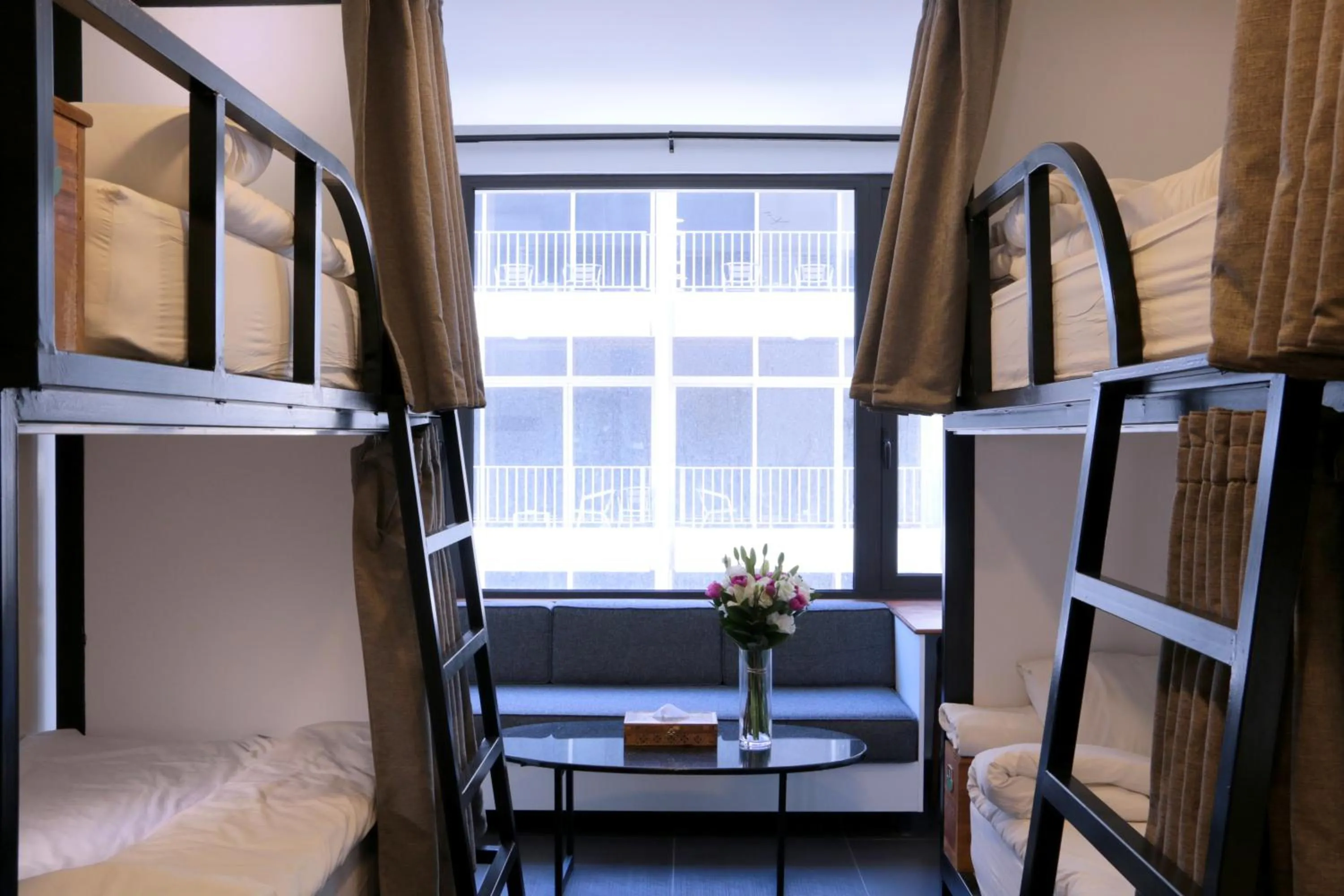 bunk bed, Bed in Hamra Urban Gardens