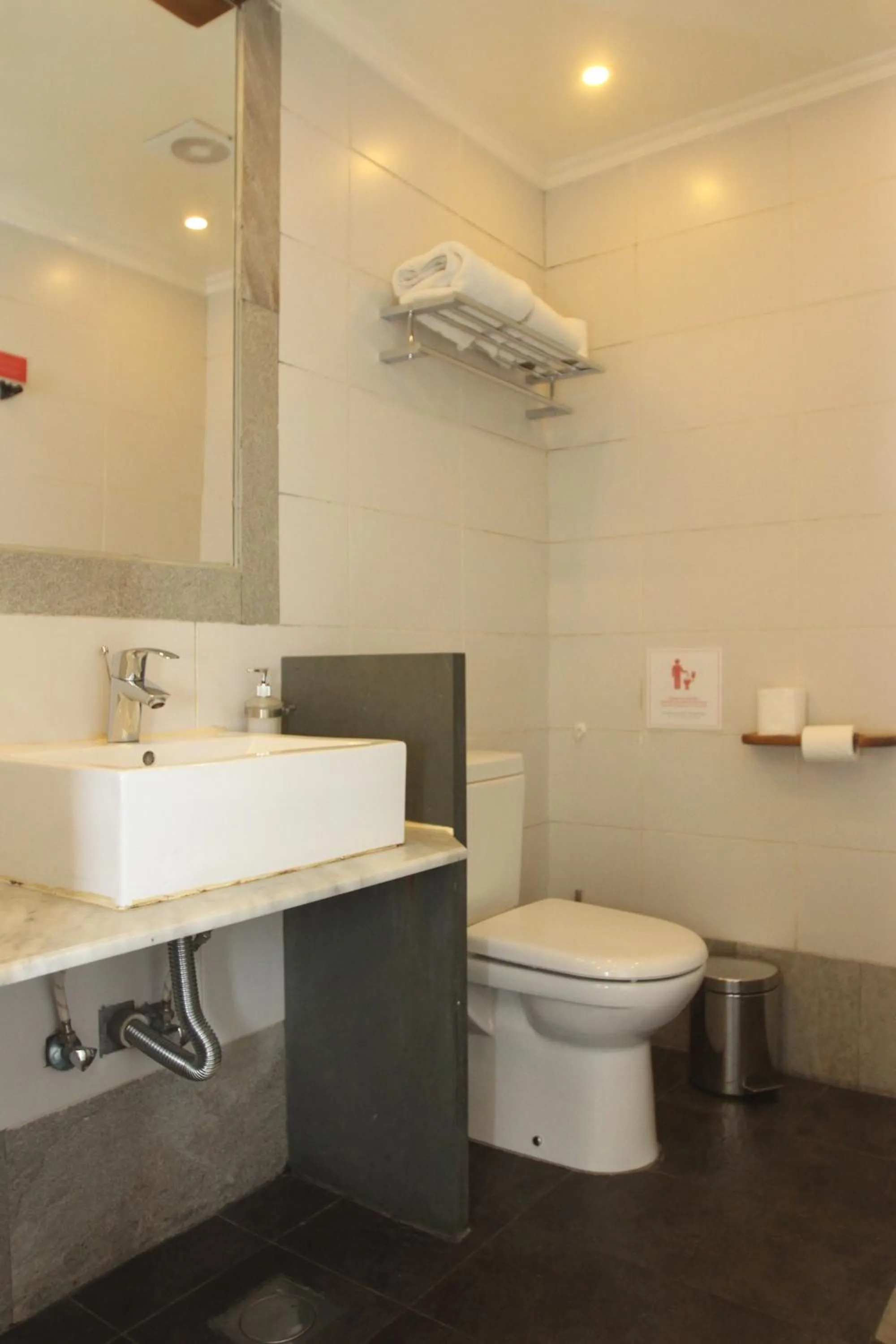 Bathroom in Hamra Urban Gardens