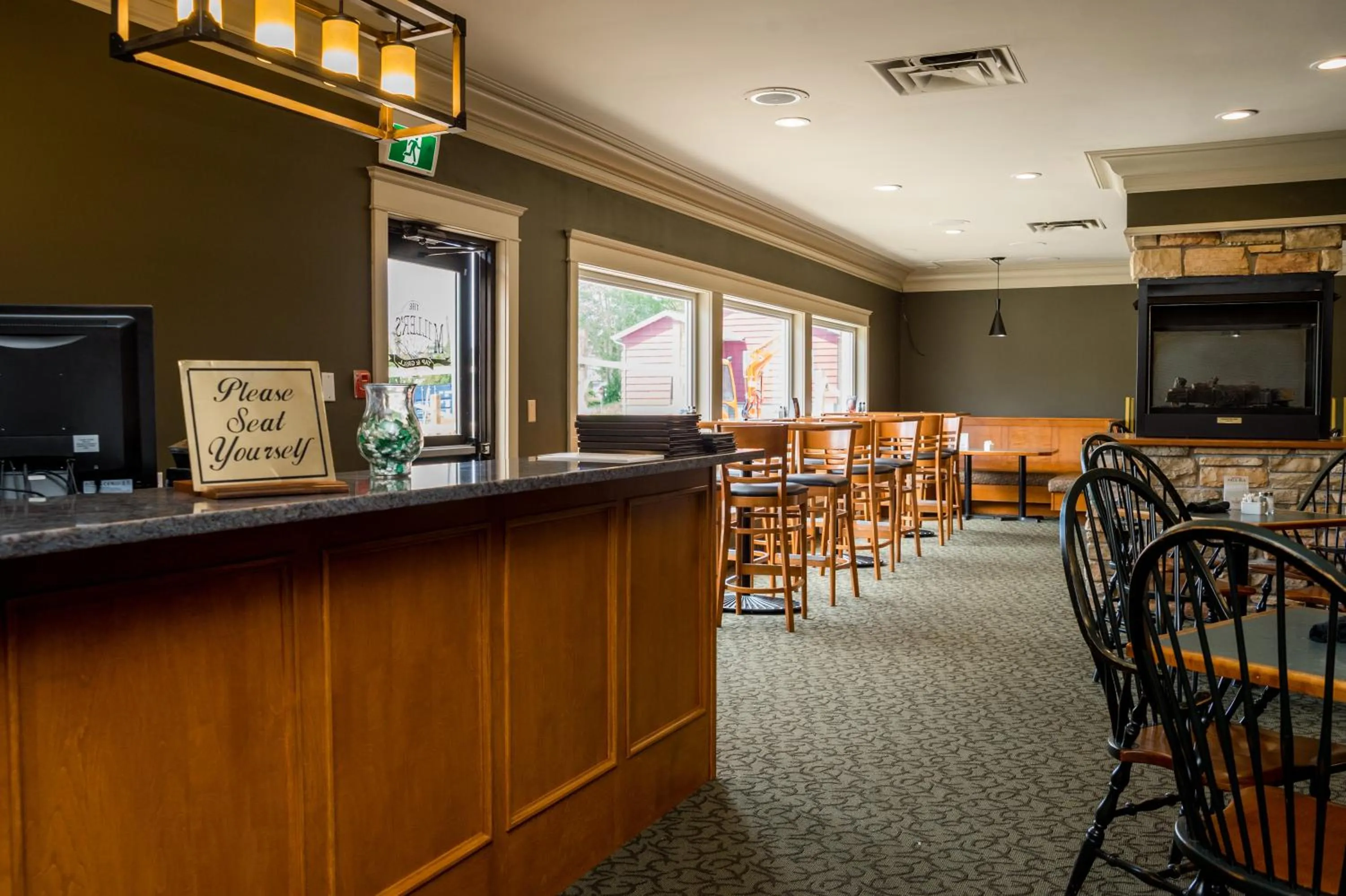 Restaurant/places to eat in Maritime Inn Port Hawkesbury