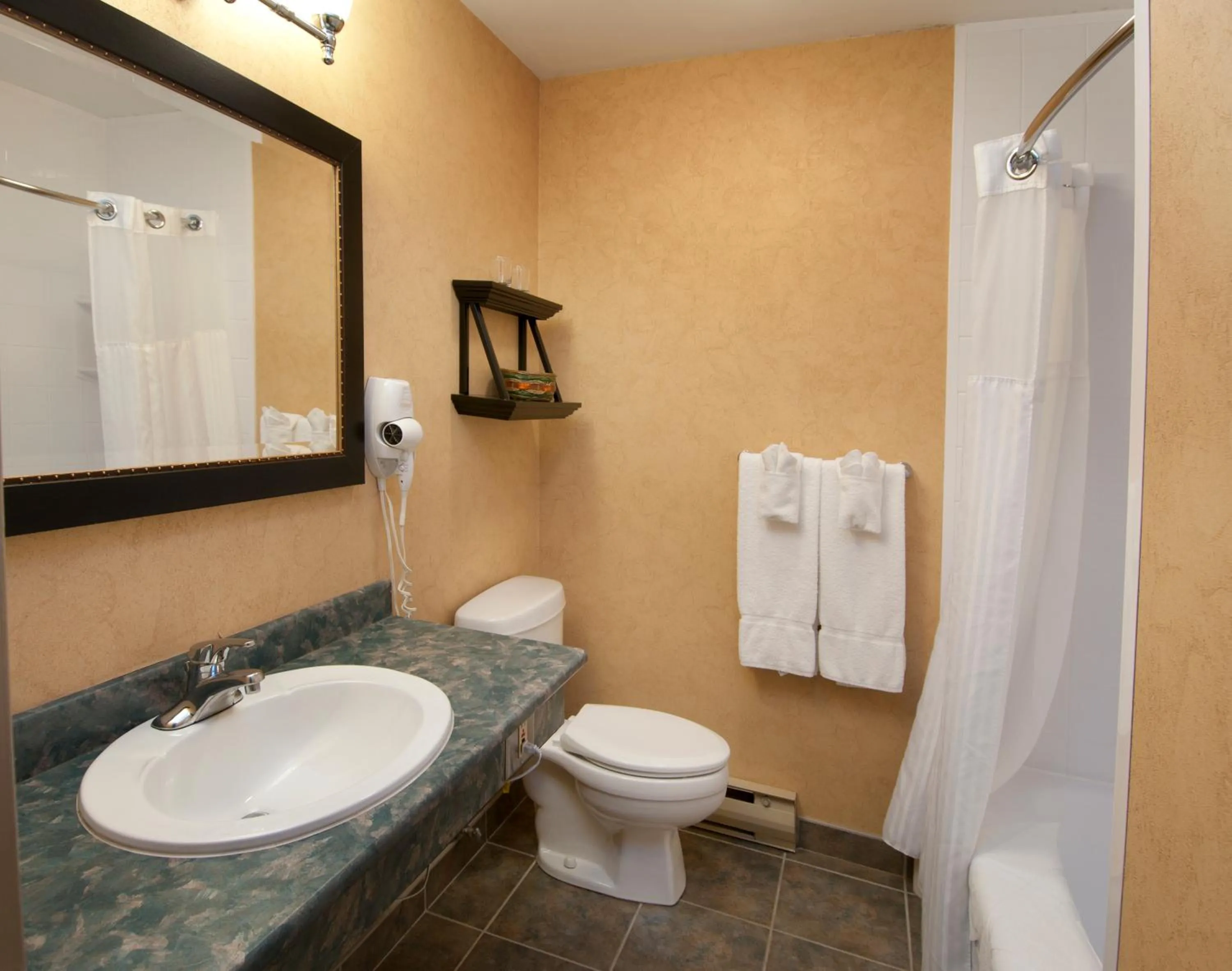 Bathroom in Maritime Inn Port Hawkesbury