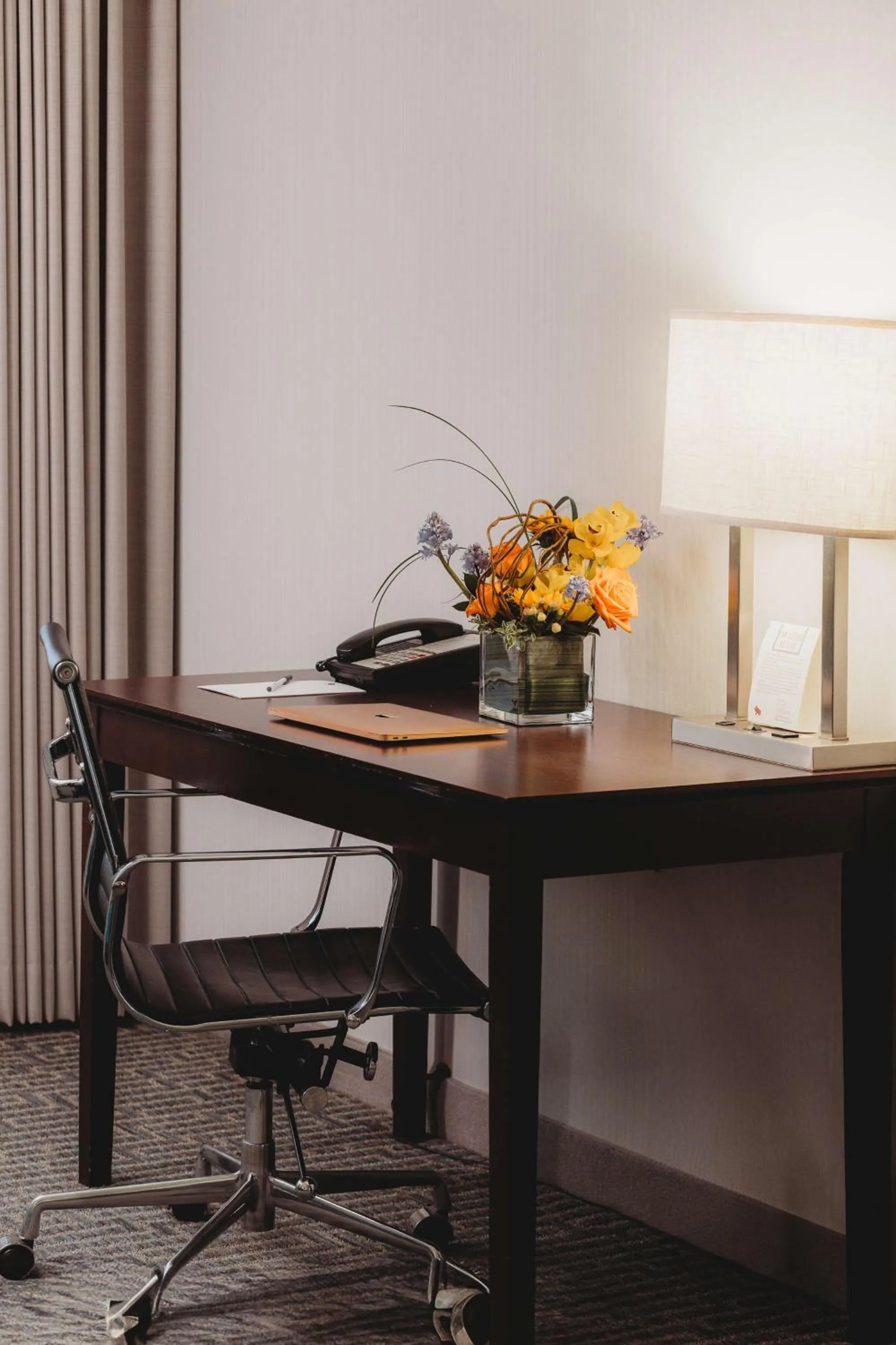 Bedroom in Somerset Inn Troy