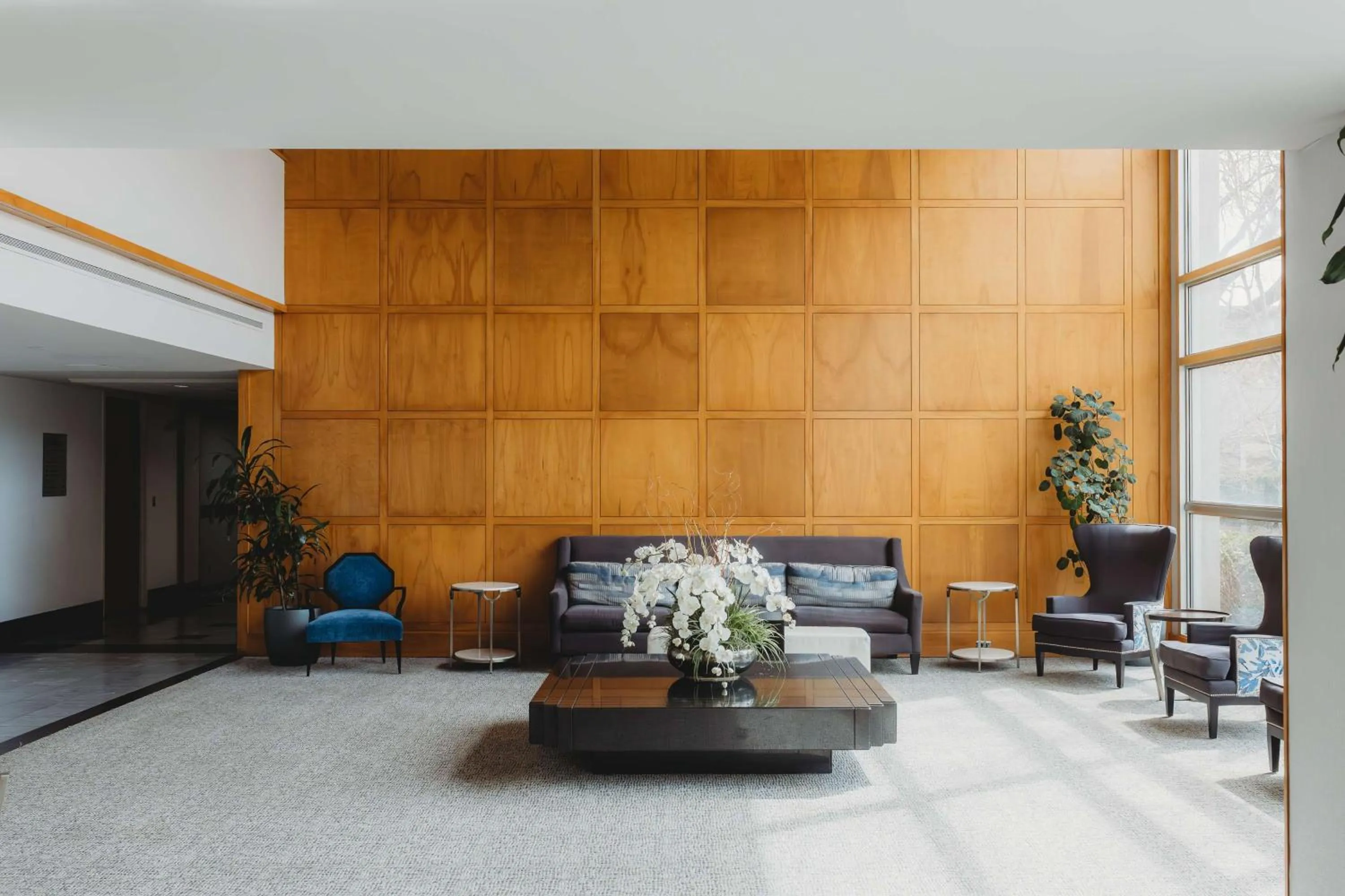 Lobby or reception in Somerset Inn Troy