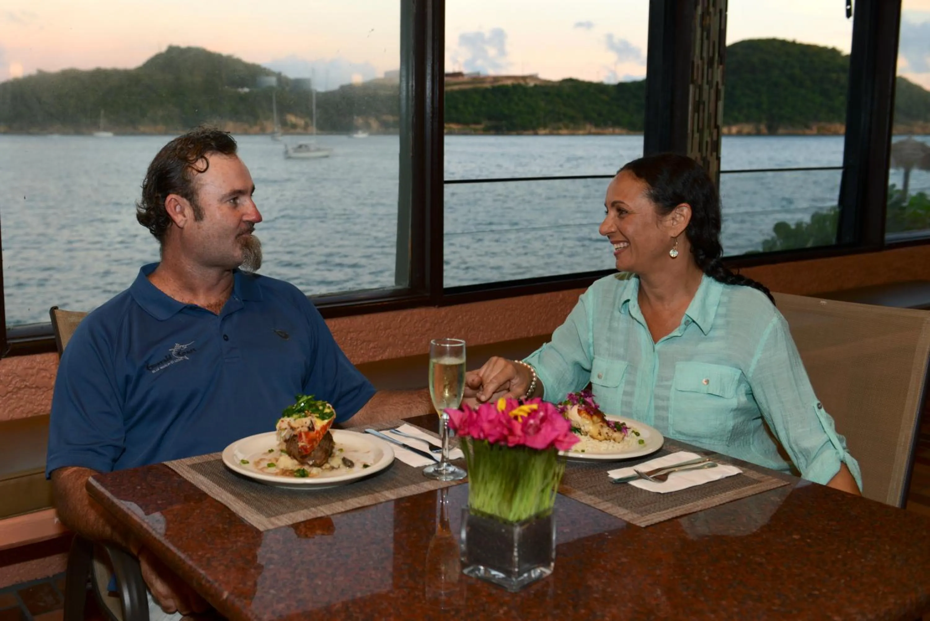 Lounge or bar in Lindbergh Bay Hotel