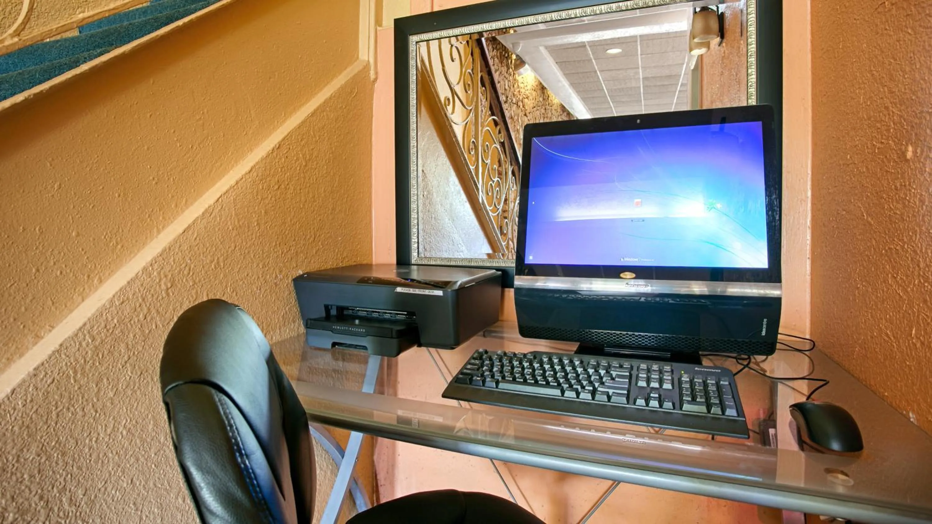 Business facilities in Lindbergh Bay Hotel