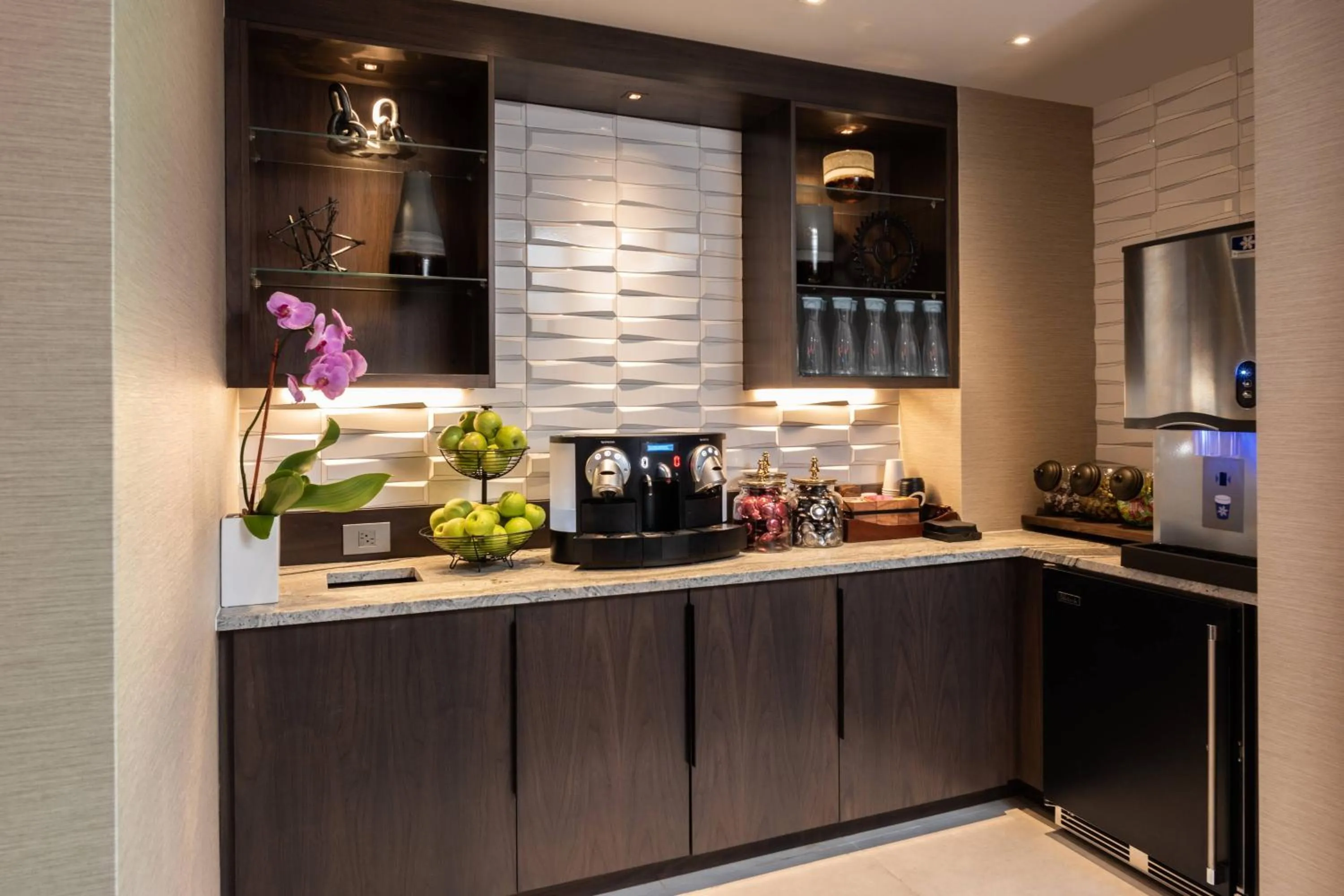 Other in The Row Hotel at Assembly Row, Autograph Collection