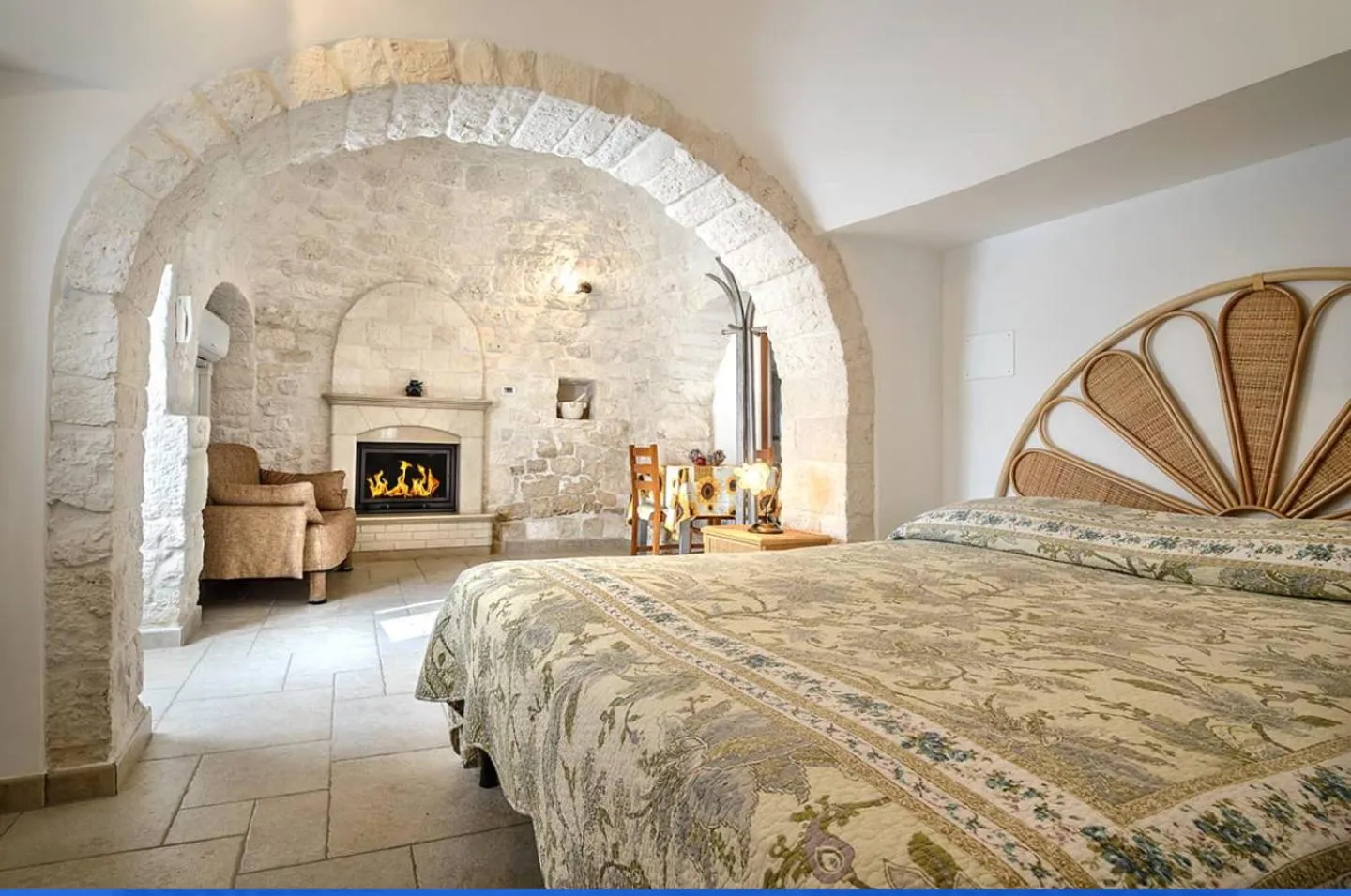 Bedroom in Trulli dell'aia