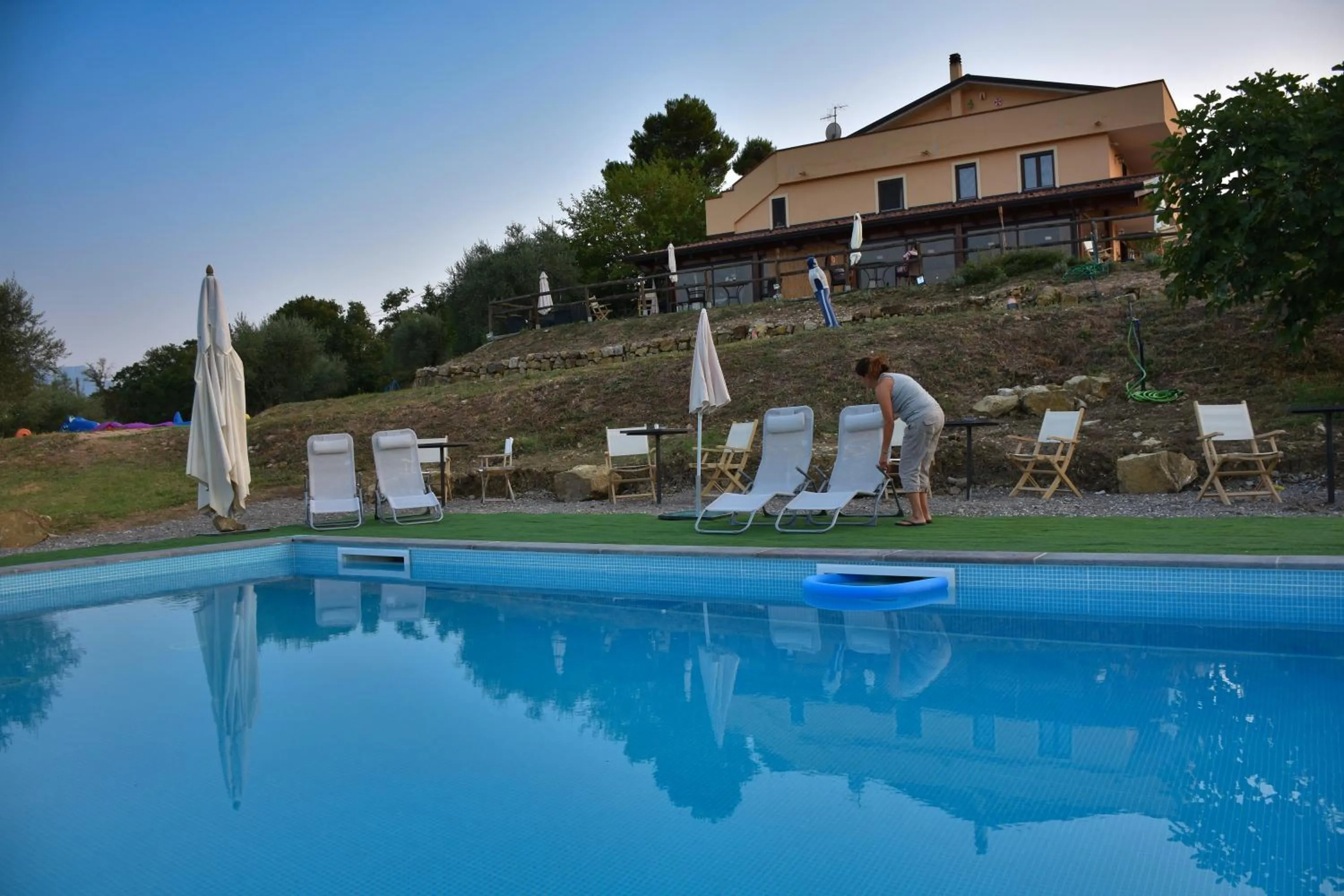 Swimming pool in Agriturismo B&B Il Rifugio di Nino