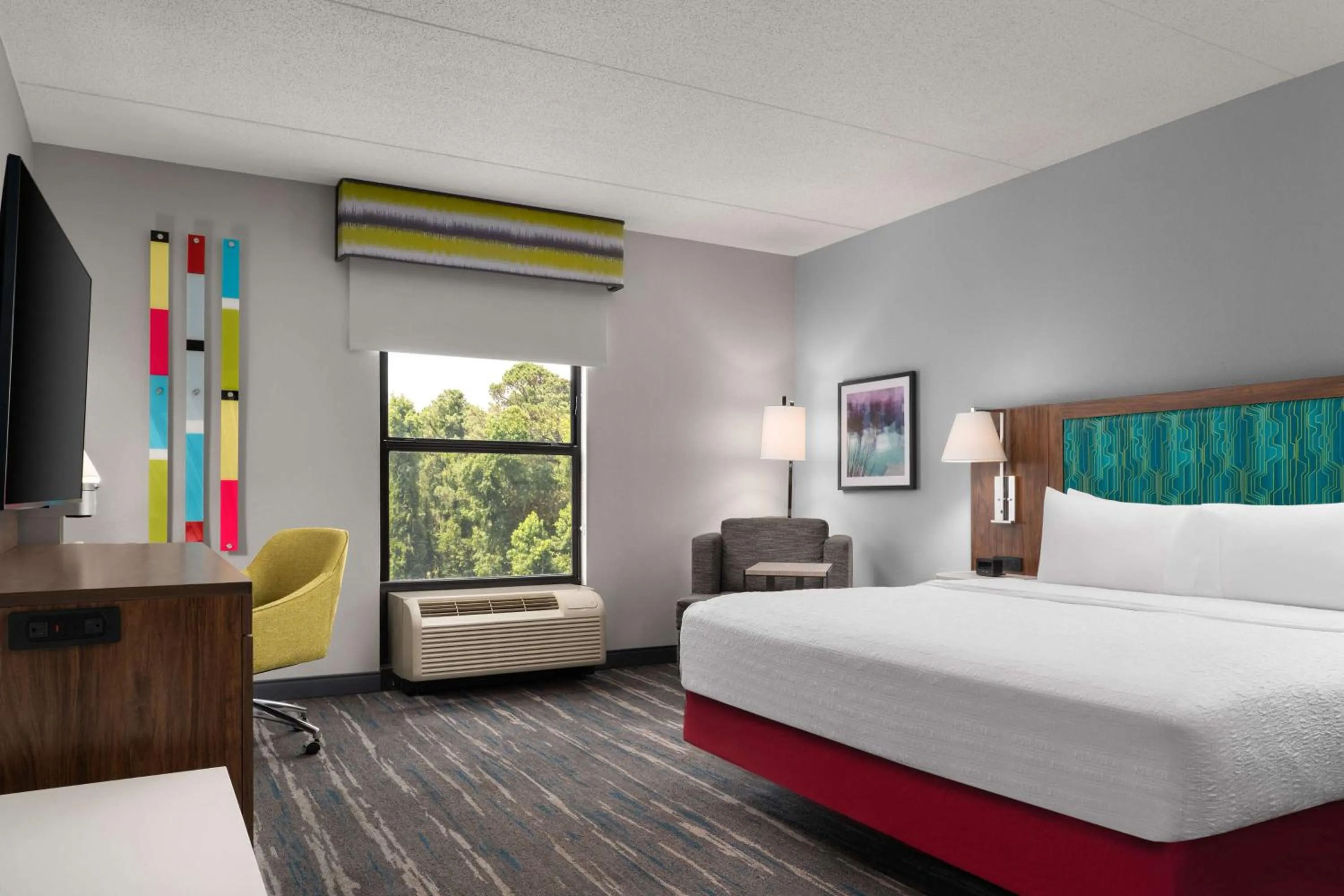 Bed in Hampton Inn Spring Lake Fayetteville