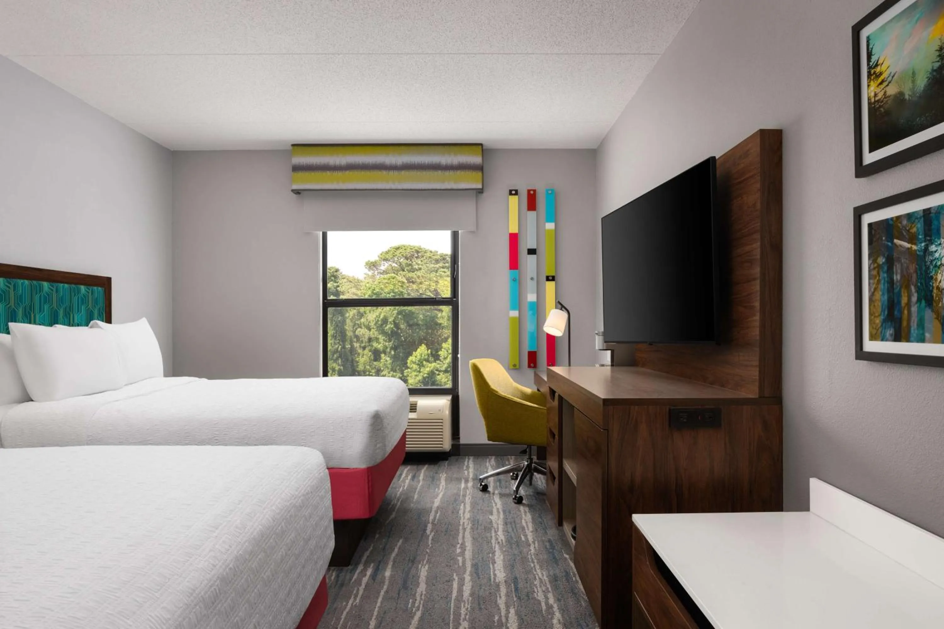 Bed in Hampton Inn Spring Lake Fayetteville