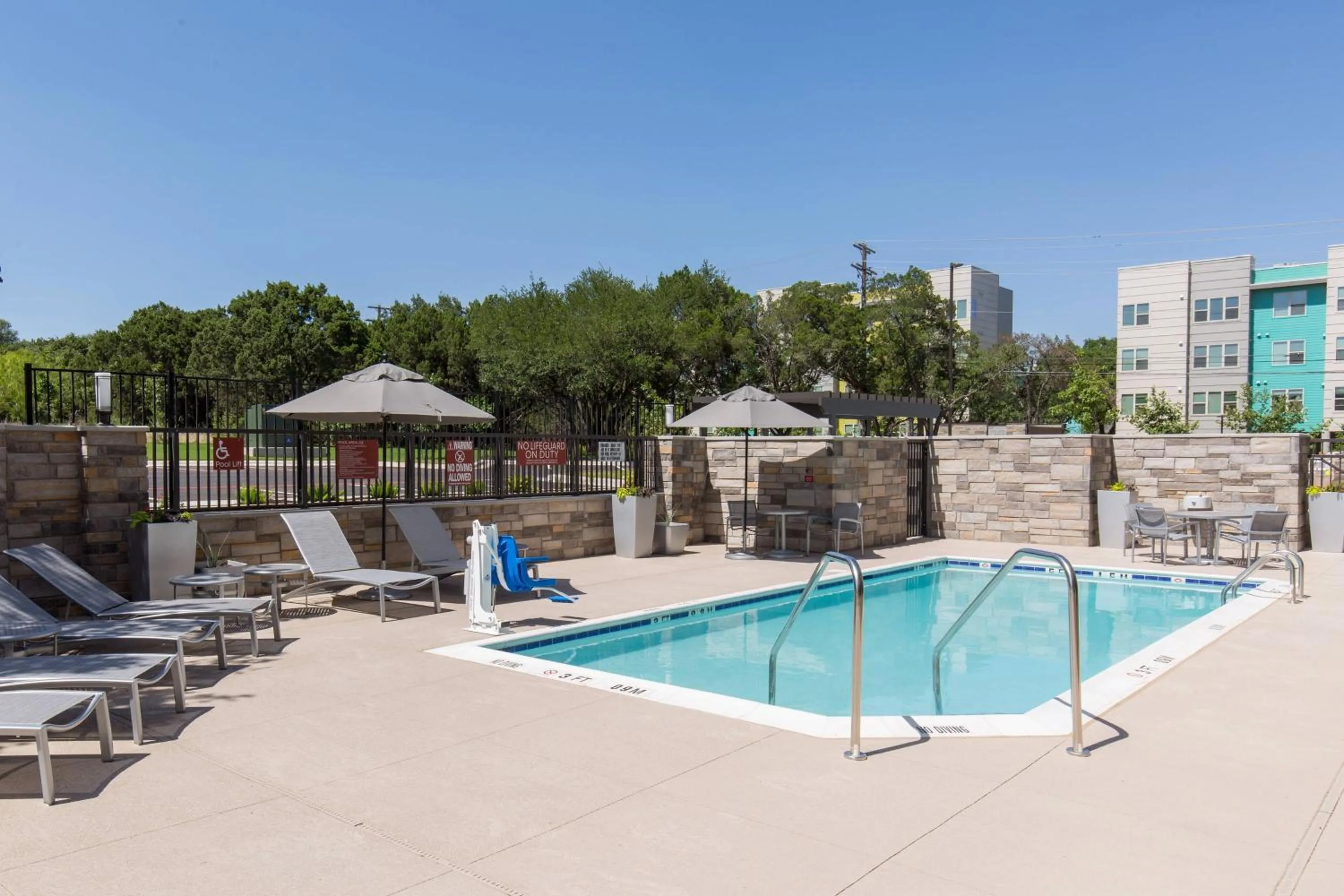 Swimming pool in Towneplace Suites By Marriott Austin North/Lakeline