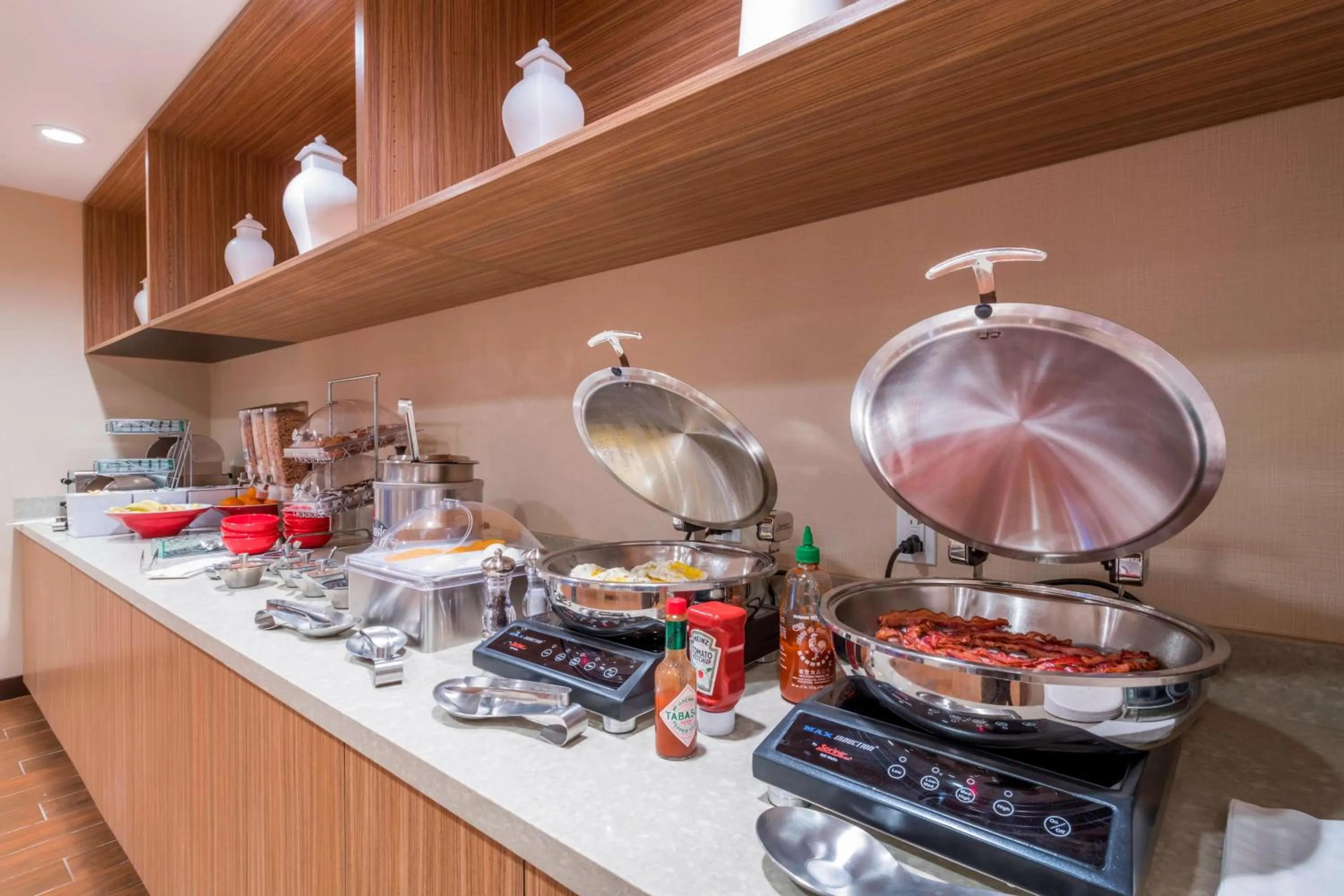 Breakfast in Towneplace Suites By Marriott Hays