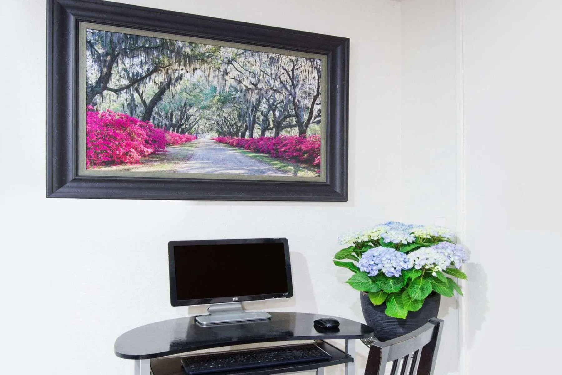 Super 8 by Wyndham Pittsburgh PA Airport-University Area