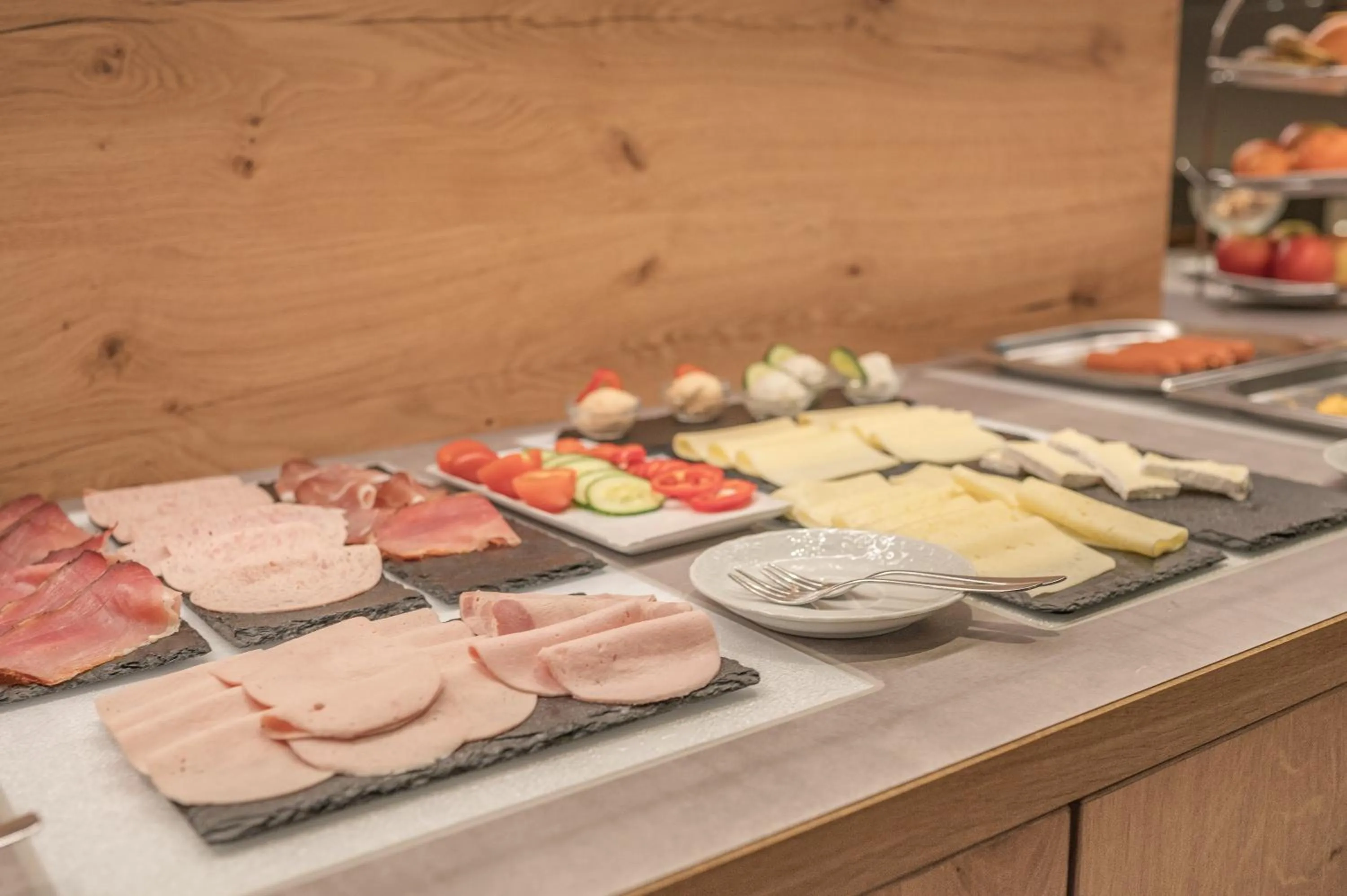 Buffet breakfast in Hotel dasZimmermann