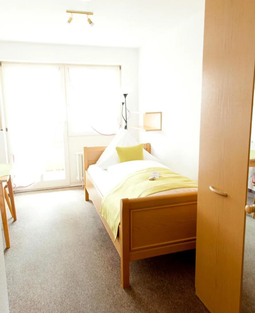 Photo of the whole room, Bed in Hotel dasZimmermann