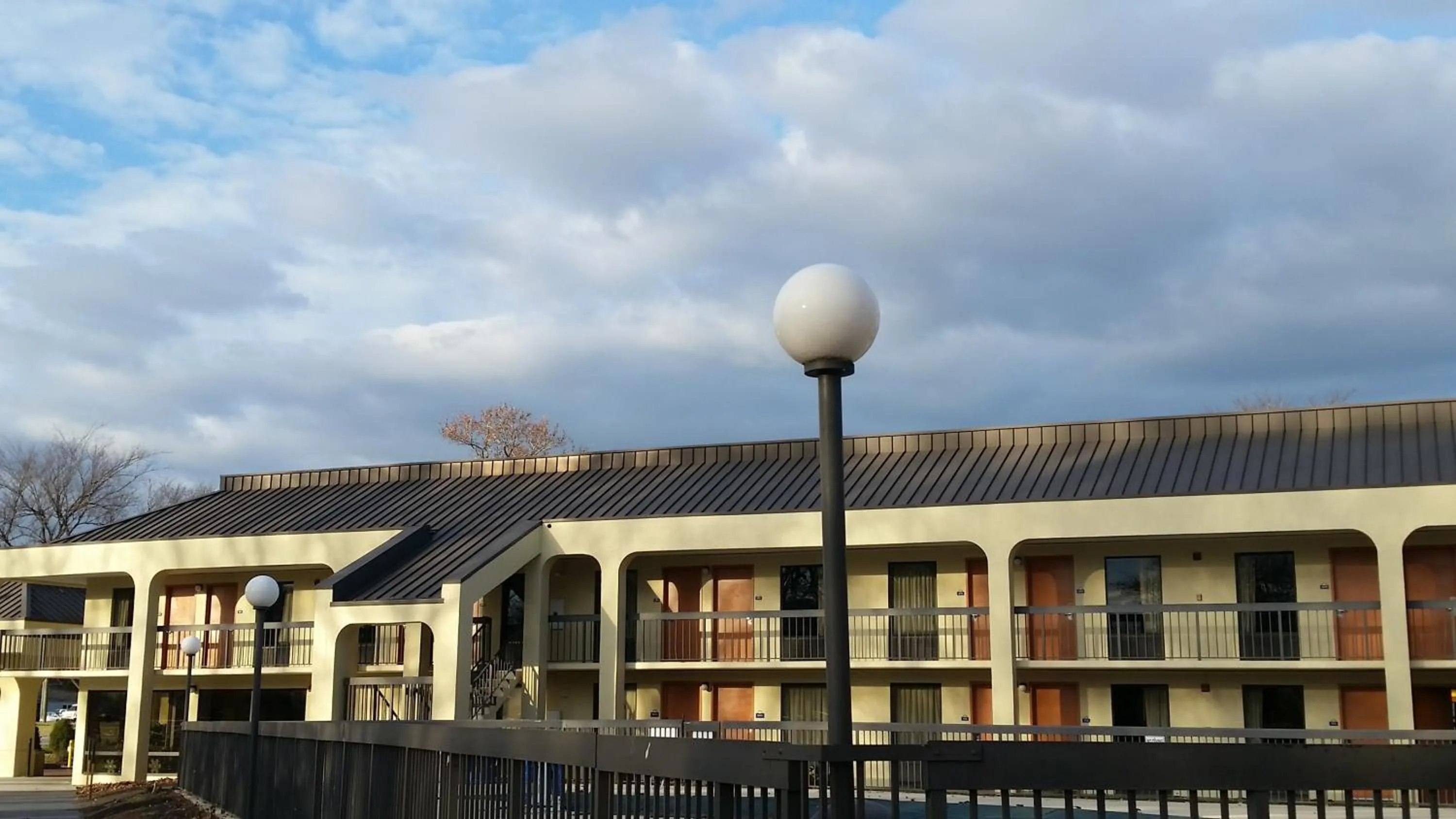 Facade/entrance in Days Inn by Wyndham Norfolk Airport