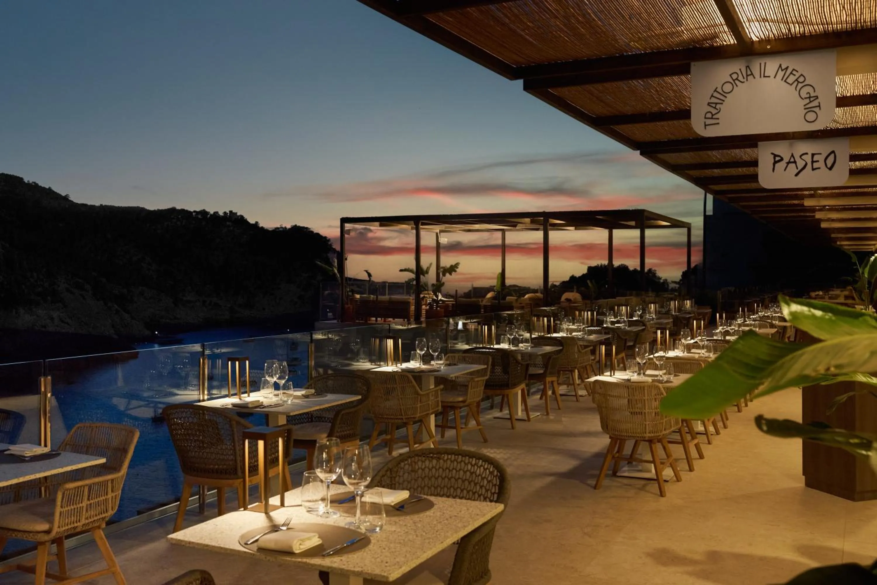 Restaurant/places to eat in Cala San Miguel Ibiza Resort, Adults only, Curio Collection by Hilton