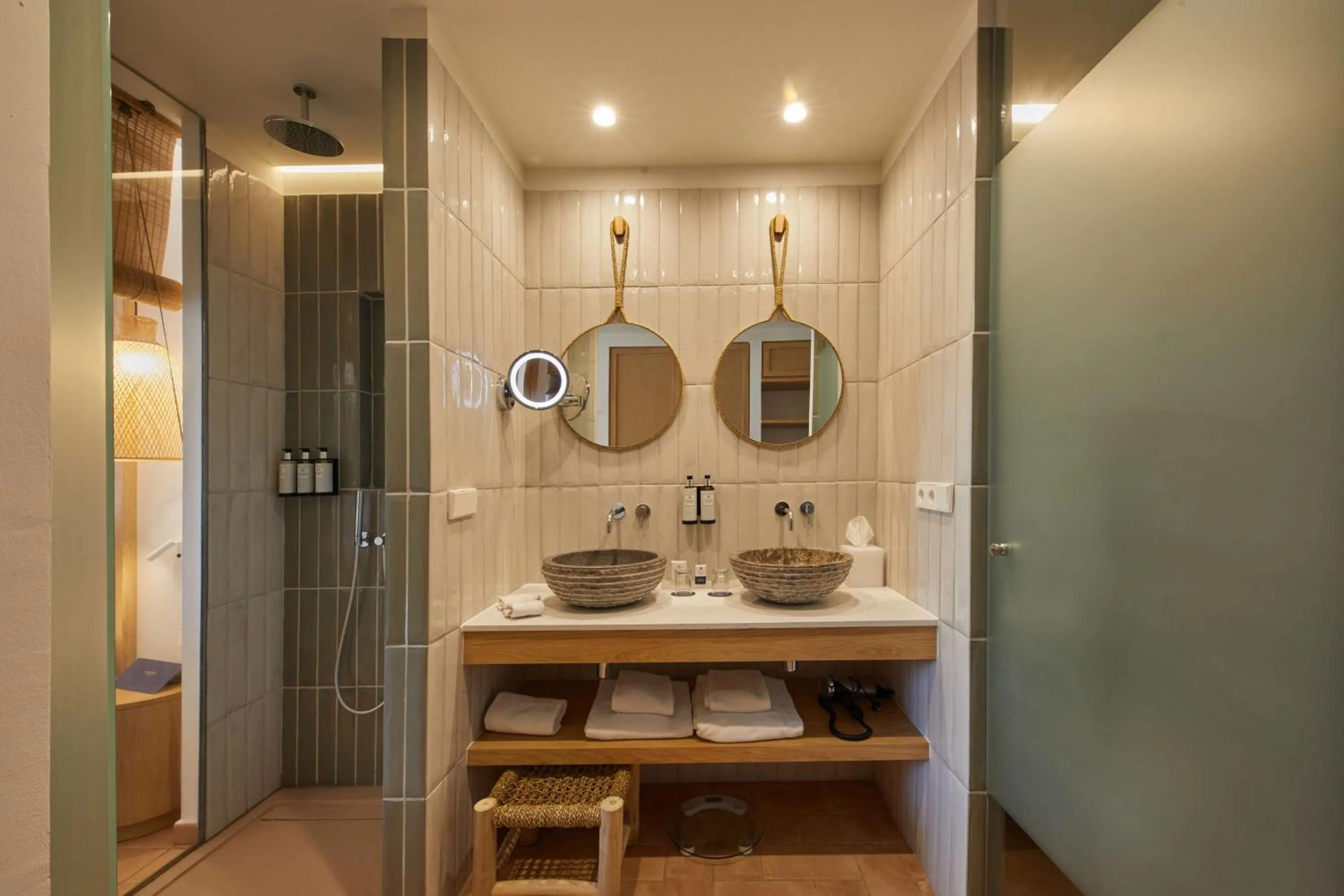 Deluxe King Room in The Club Cala San Miguel Hotel Ibiza, Curio Collection by Hilton, Adults only