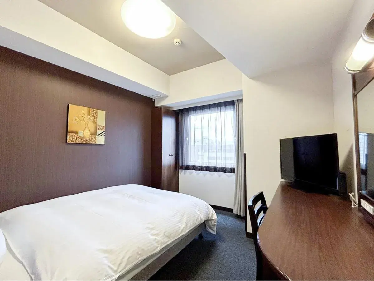 Single Room - single occupancy - Non-Smoking in Hotel Route-Inn Hirosaki Ekimae Single Room - single occupancy - Non-Smoking in Hotel Route-Inn Hirosaki Ekimae