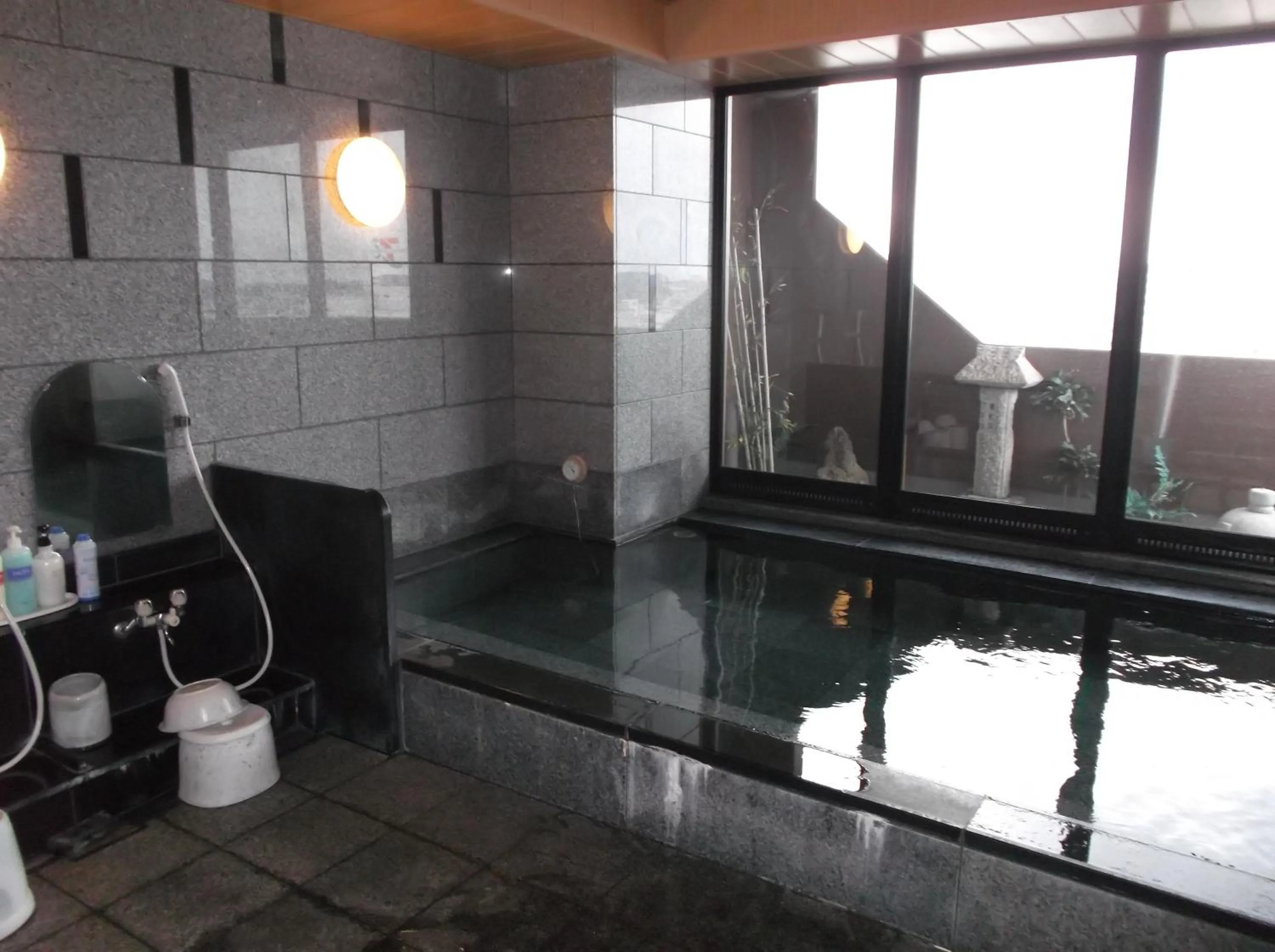 Spa and wellness centre/facilities in Hotel Route-Inn Hirosaki Ekimae