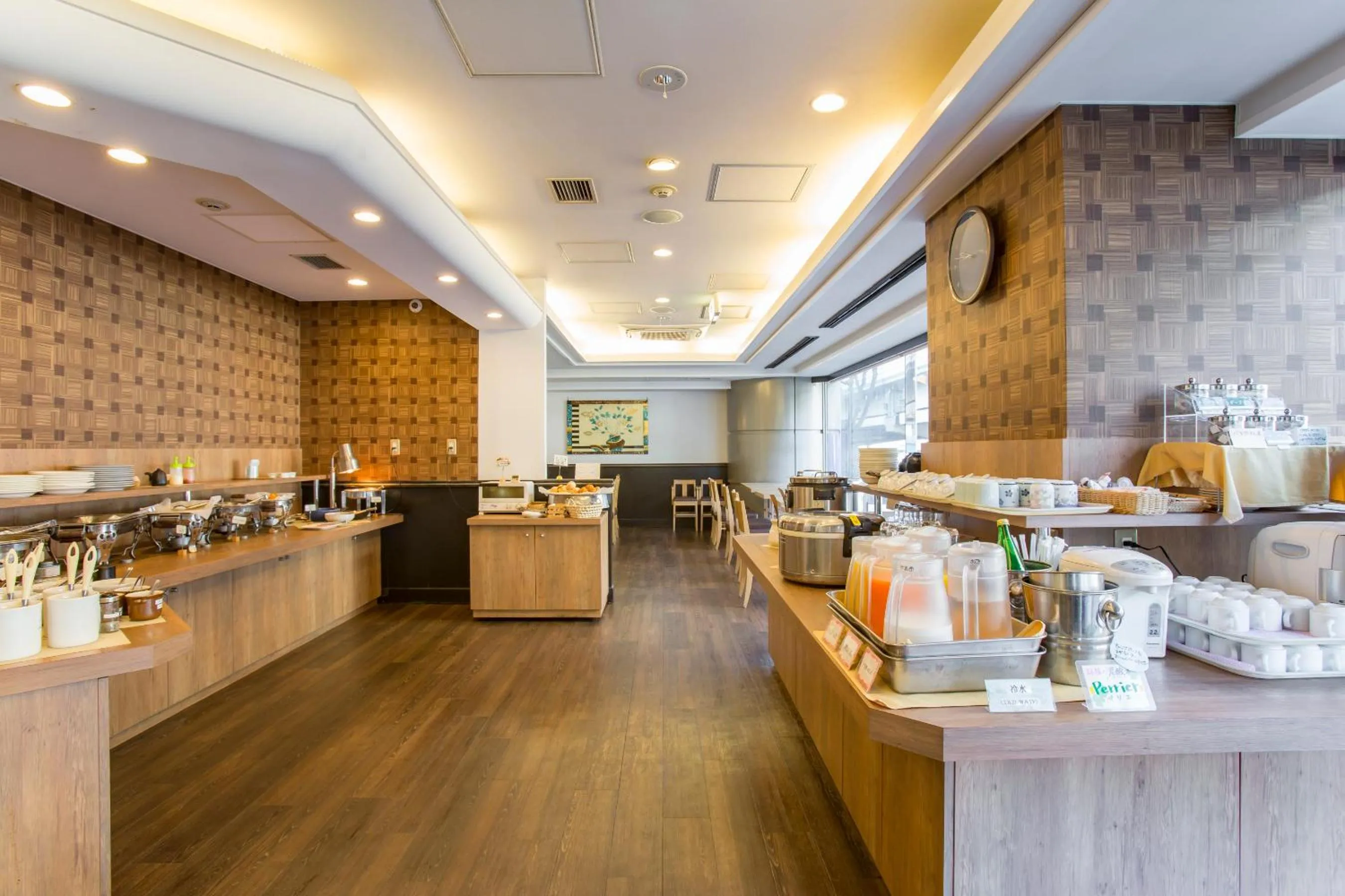 Restaurant/places to eat in Hotel Route-Inn Tokyo Ikebukuro