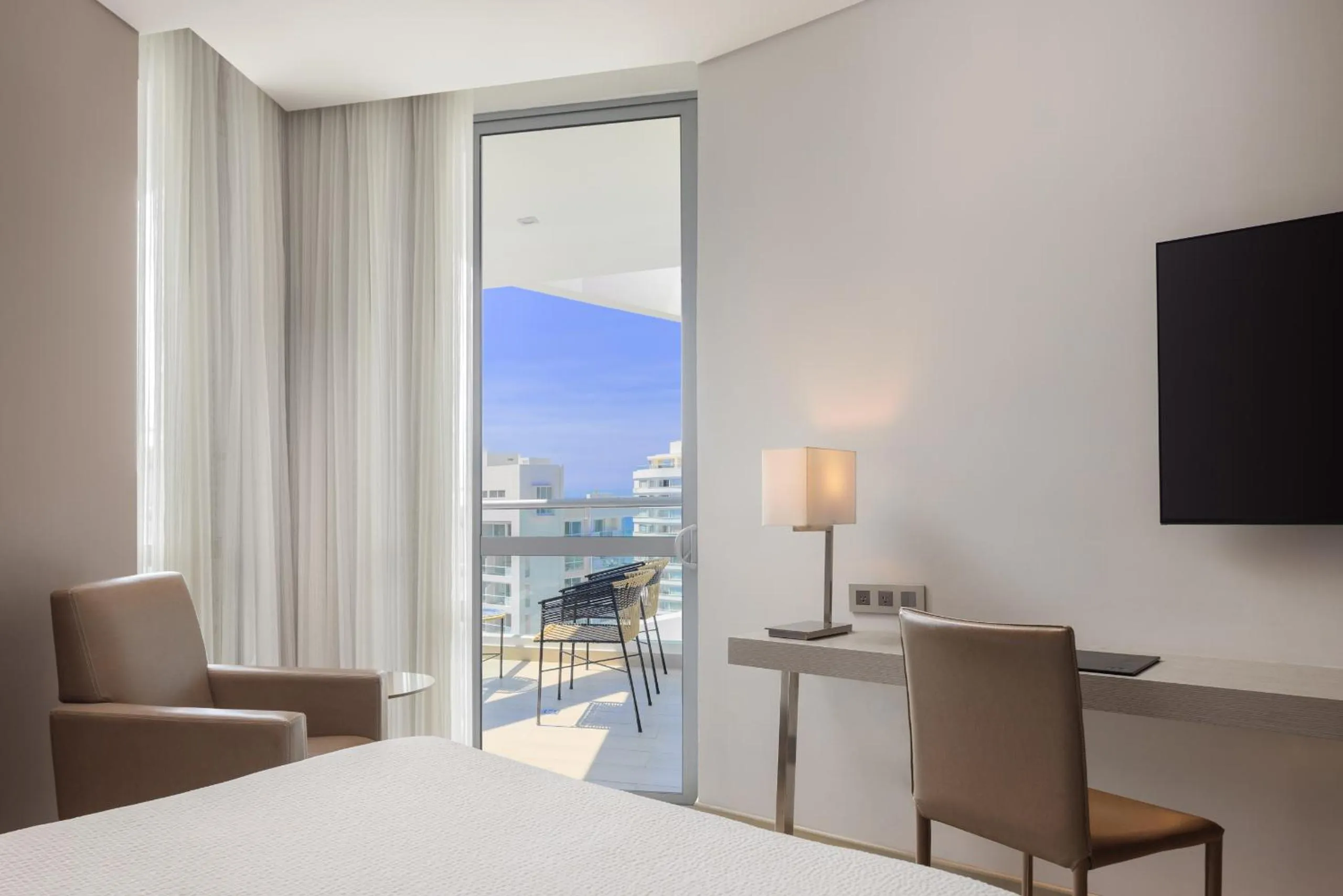 Bed in AC Hotel By Marriott Santa Marta